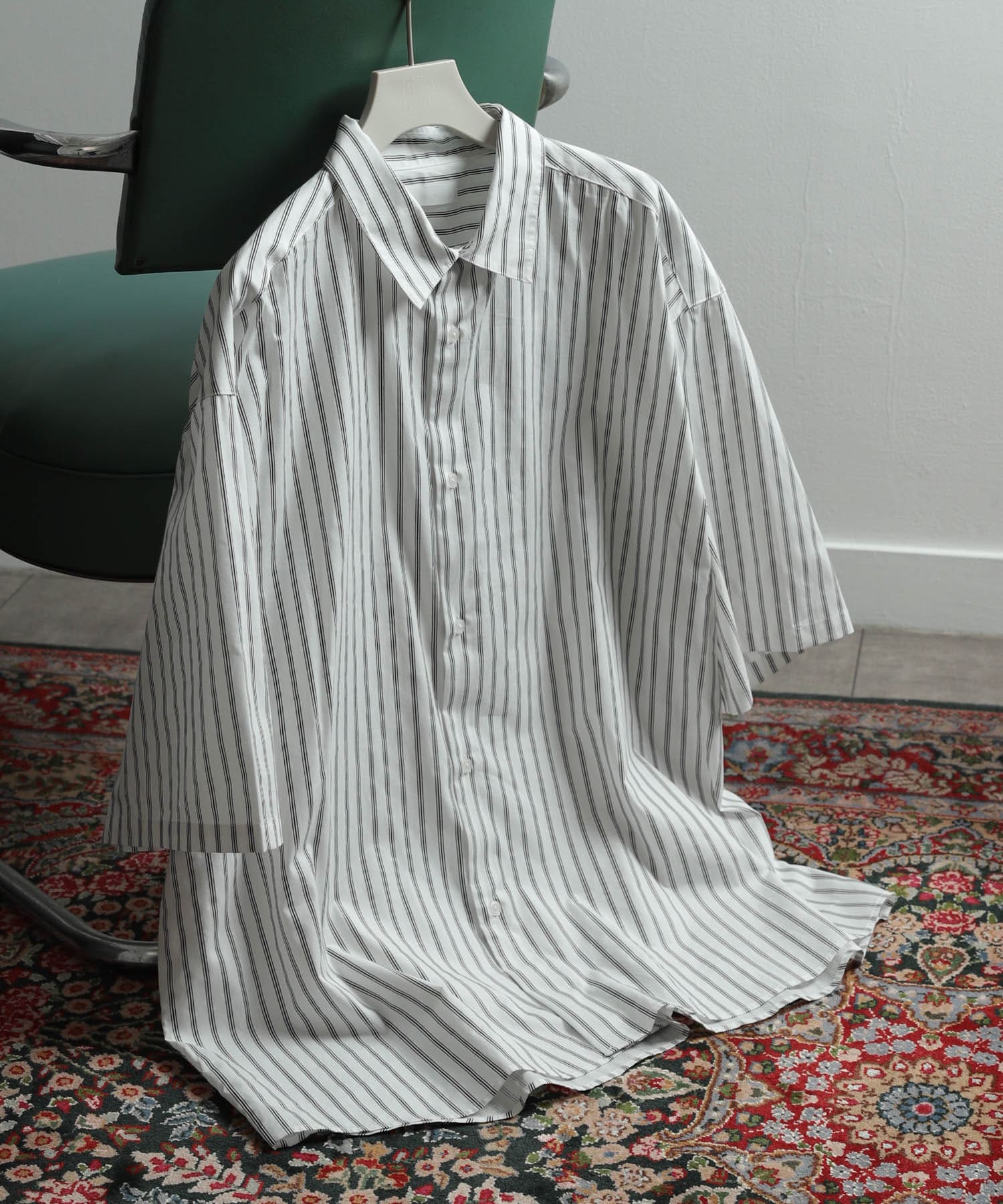 ストライプエクストラルーズシャツ(5分袖) WHT×BLK M