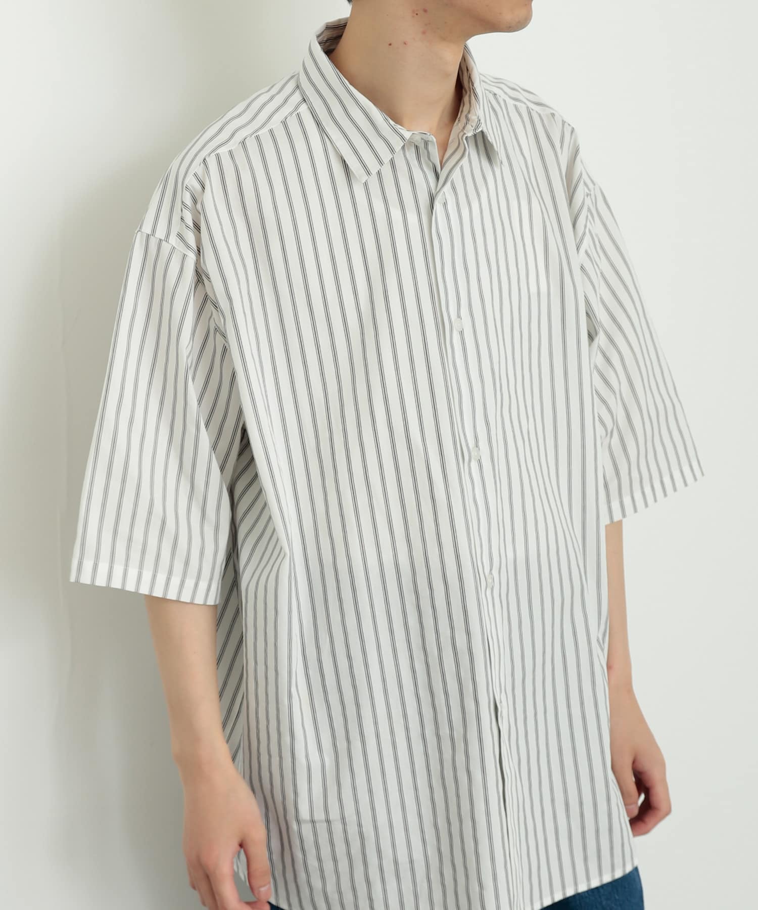 WHT×BLK