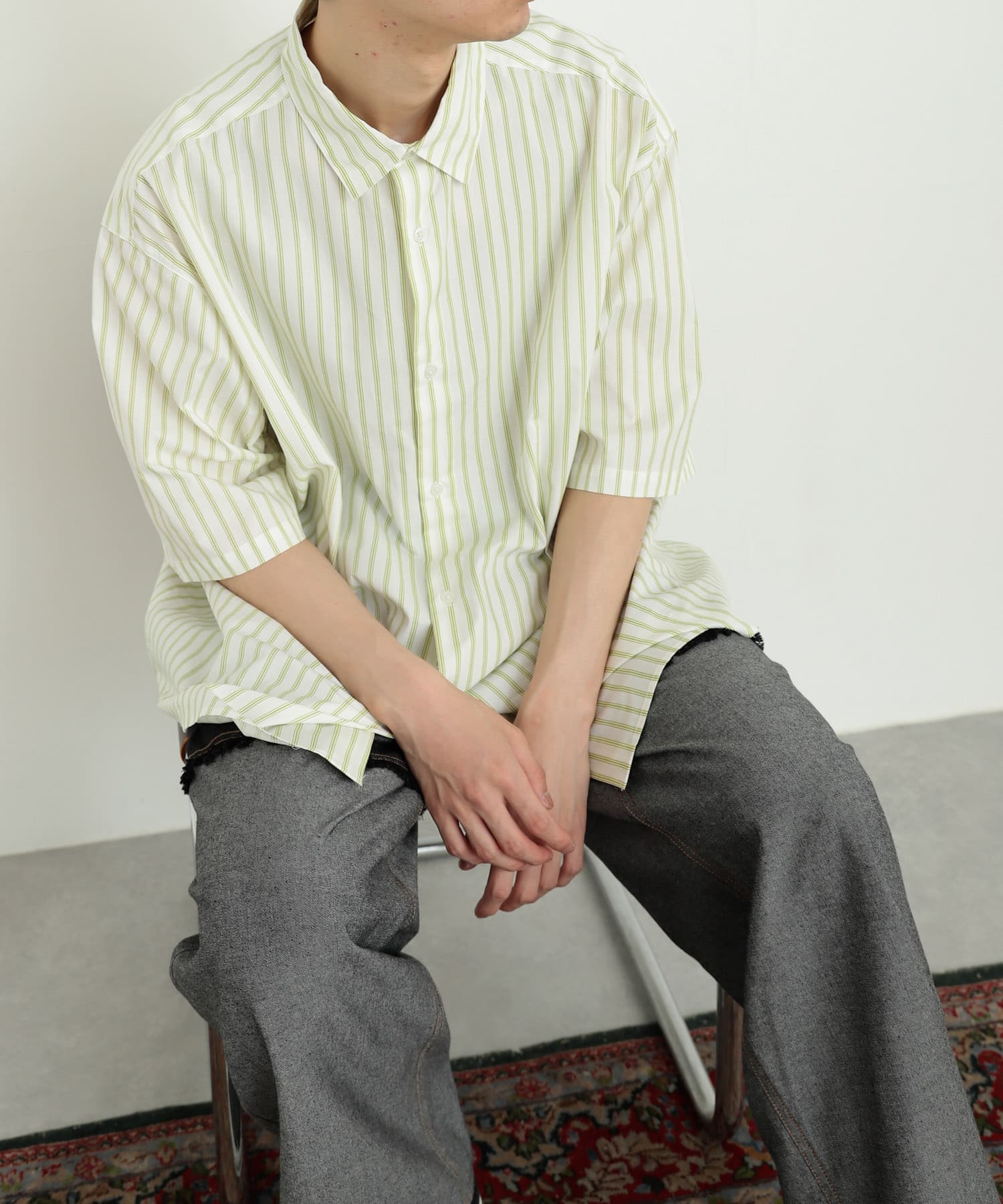 WHT×MNT