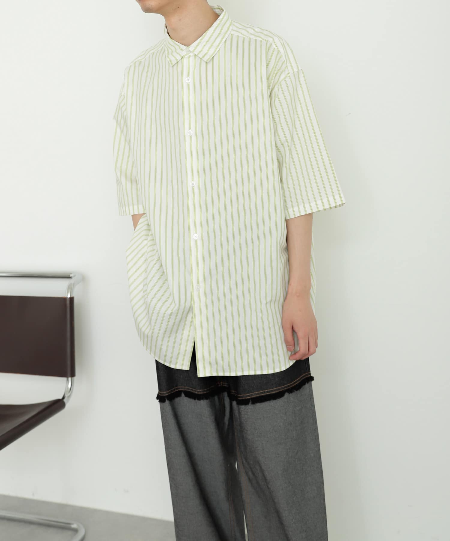 WHT×MNT