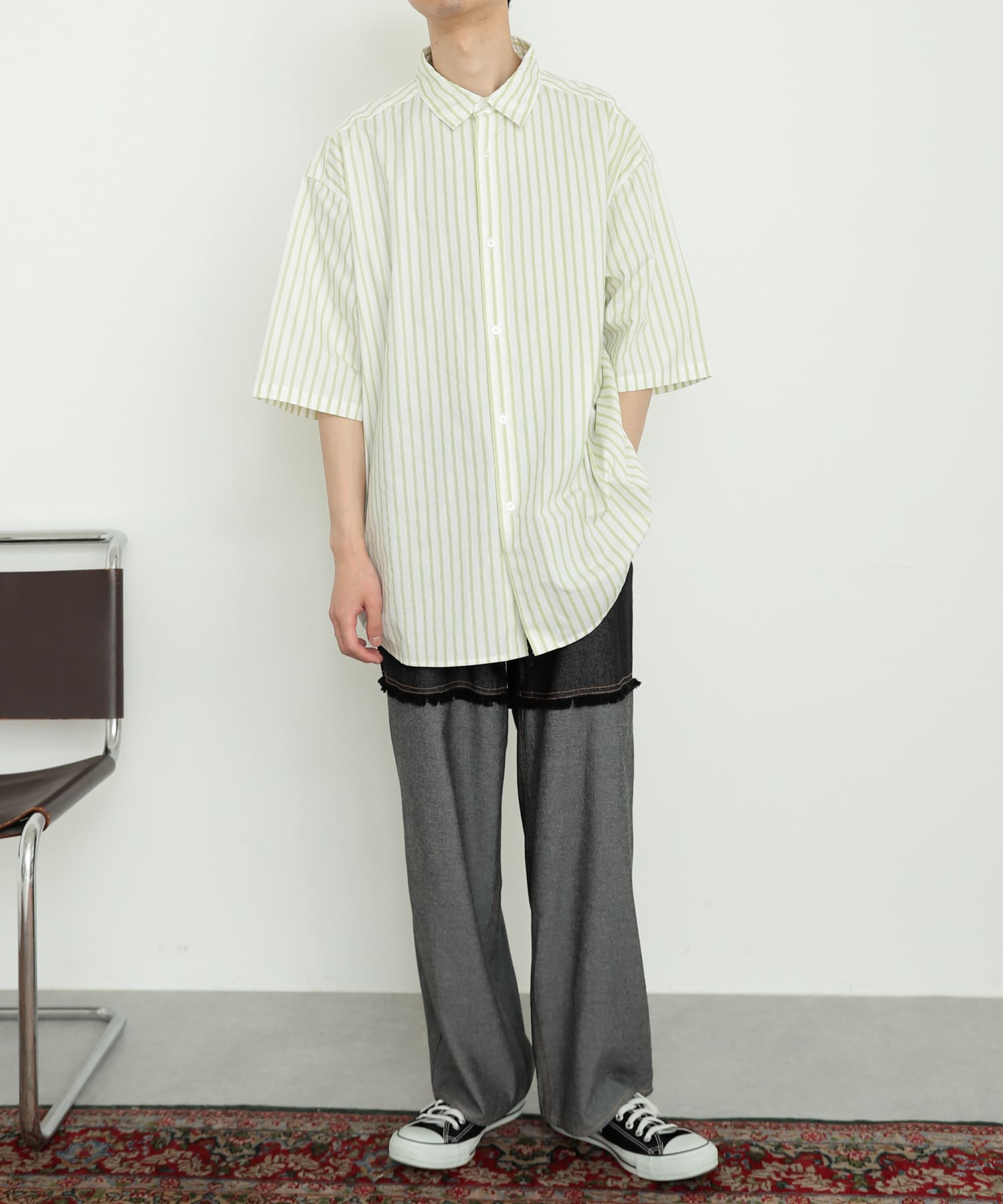 WHT×MNT
