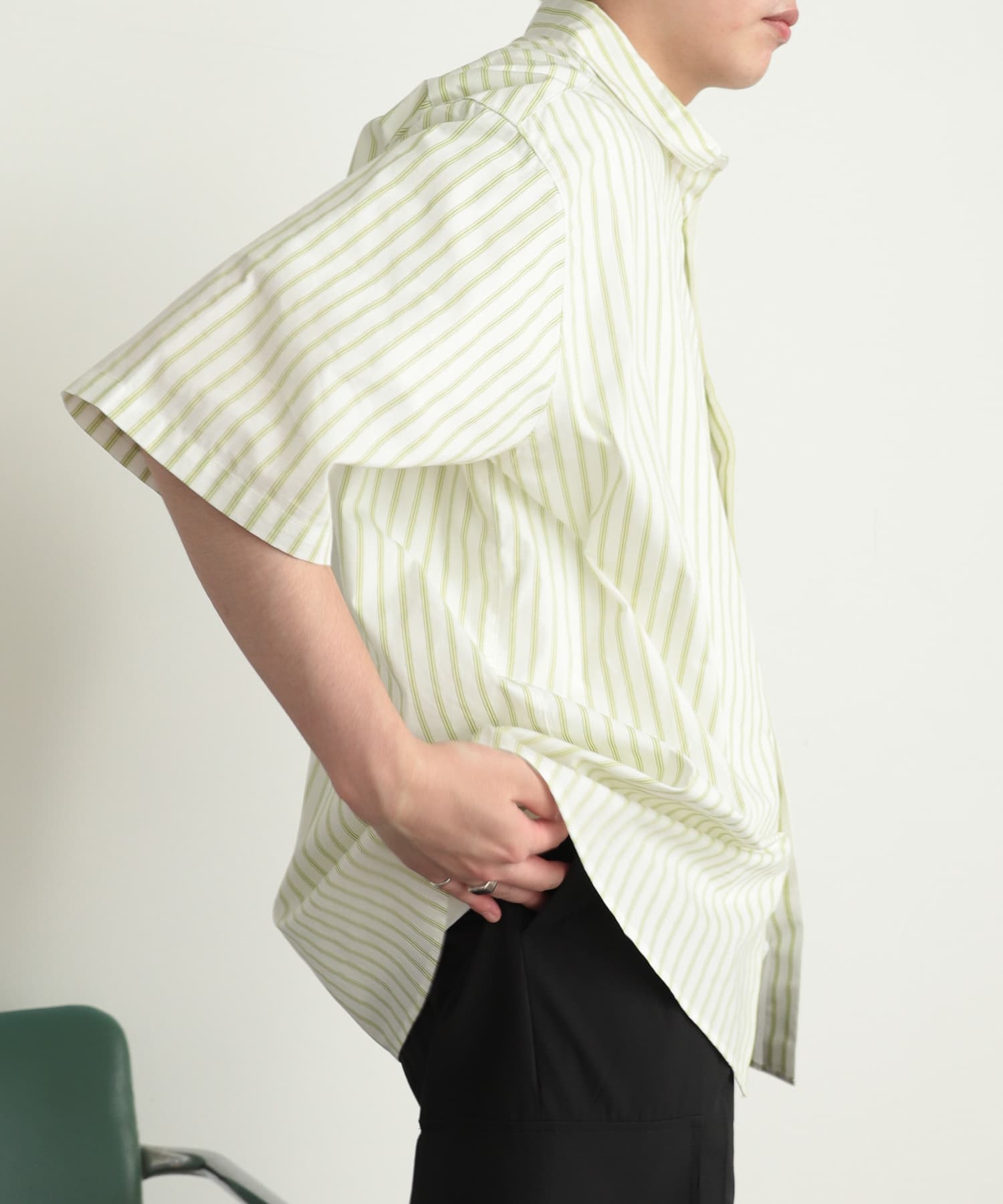 WHT×MNT