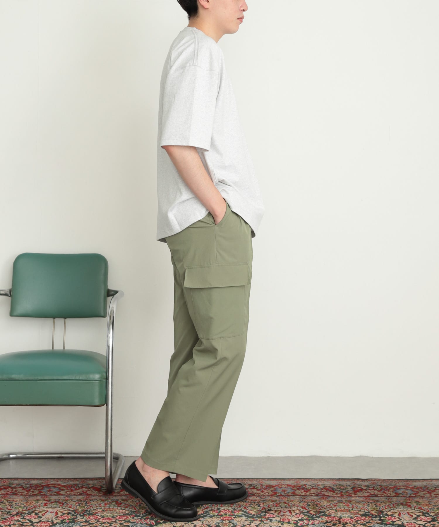KHAKI