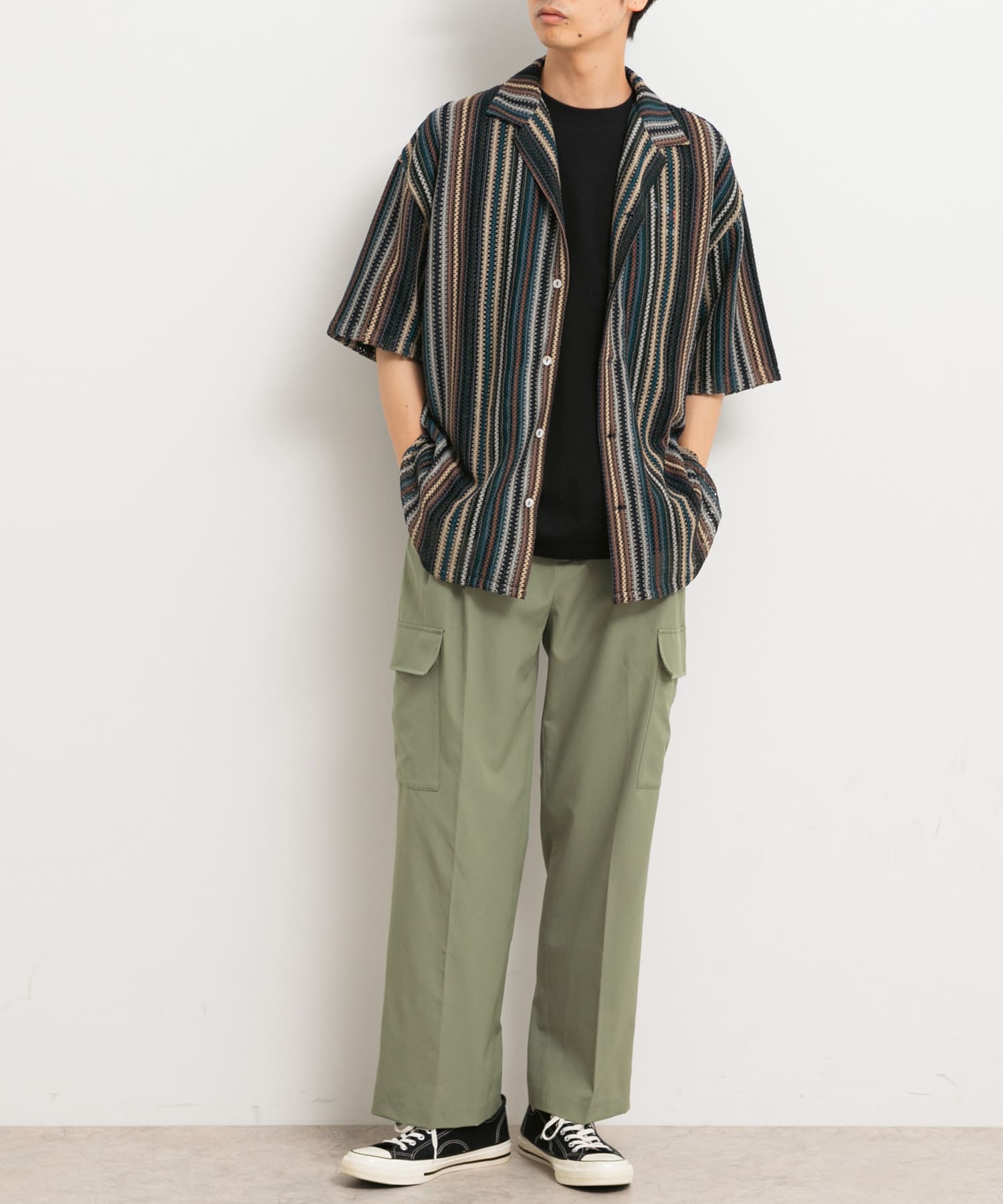 KHAKI