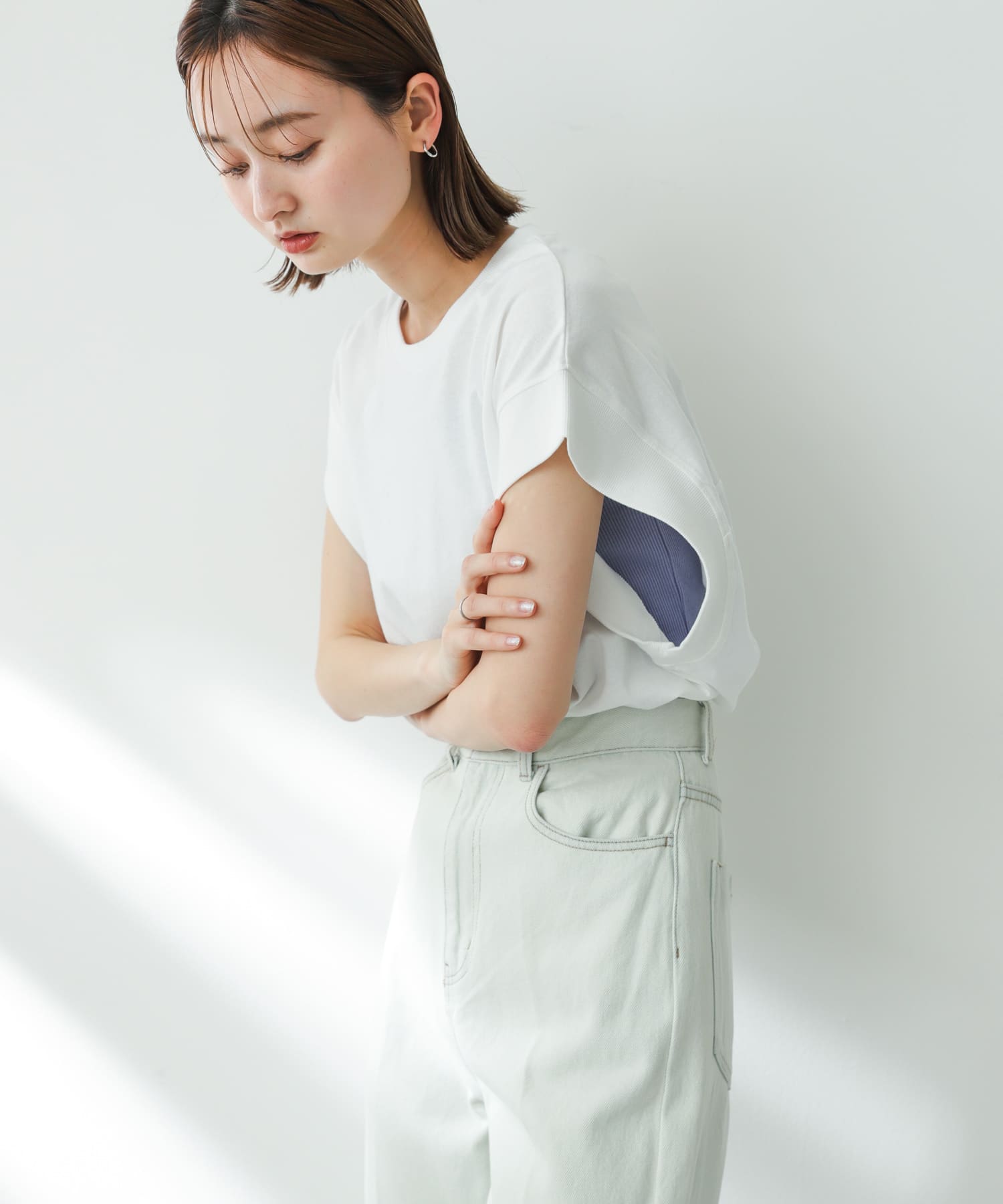 OFF WHITE