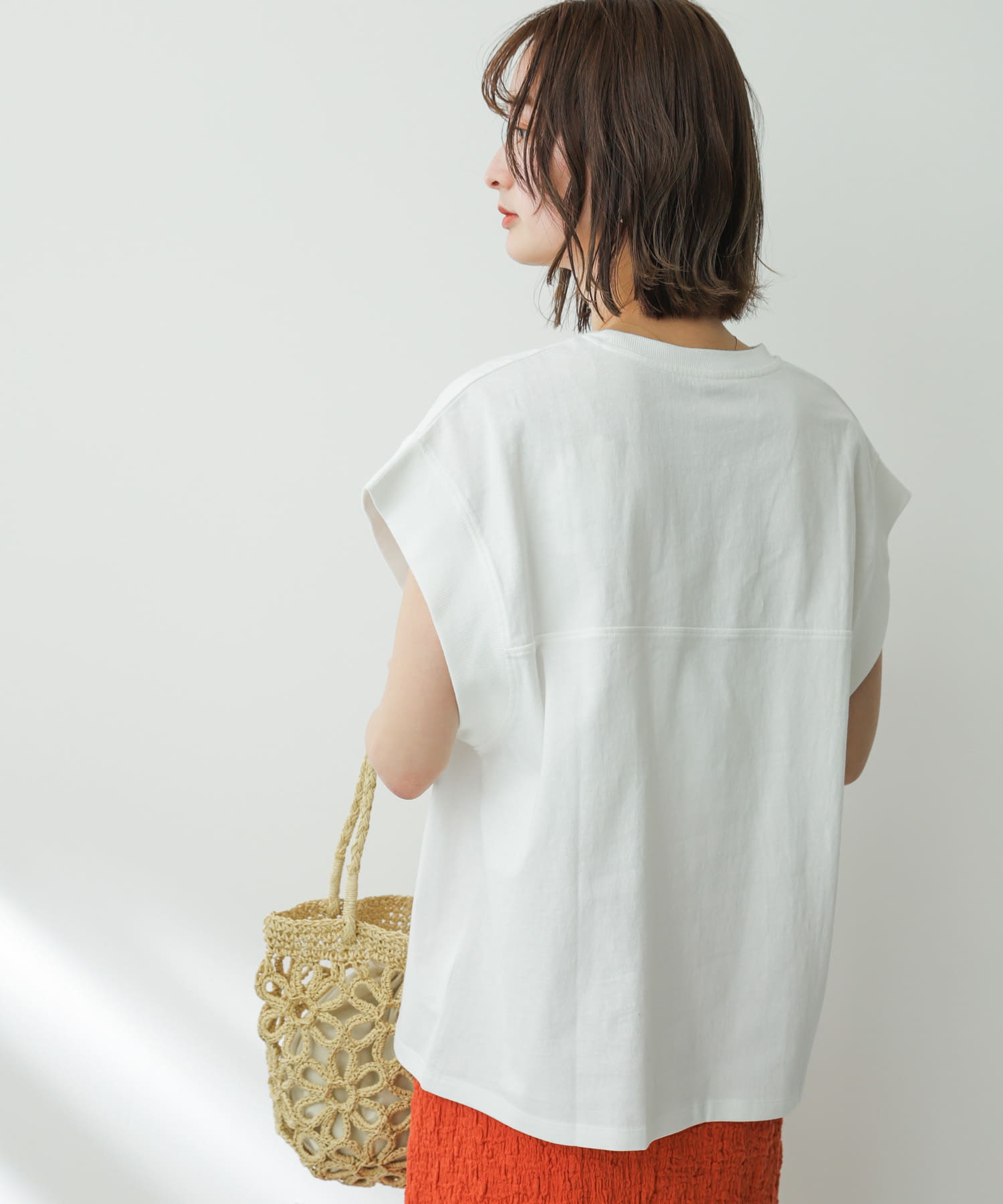 OFF WHITE