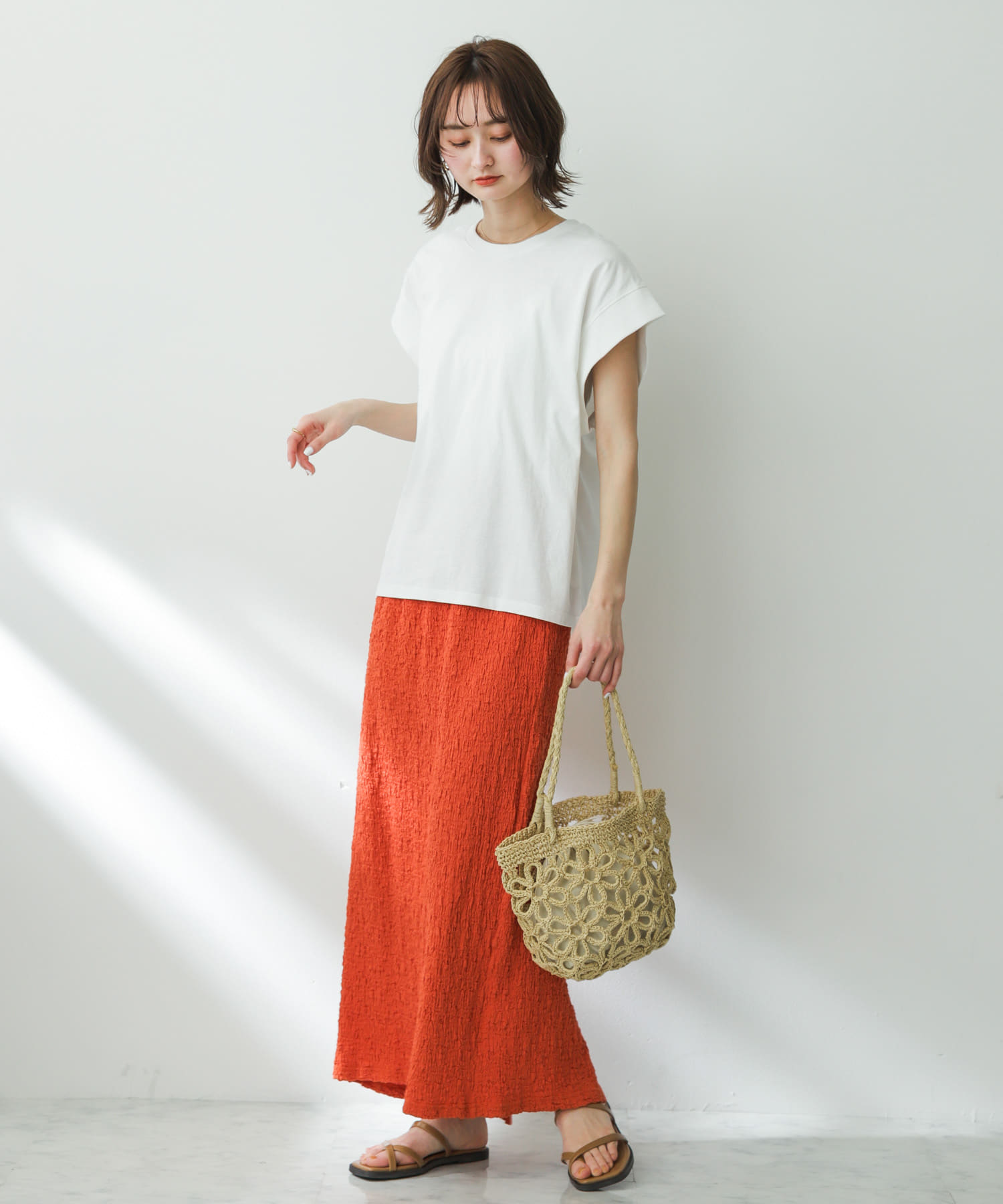 OFF WHITE
