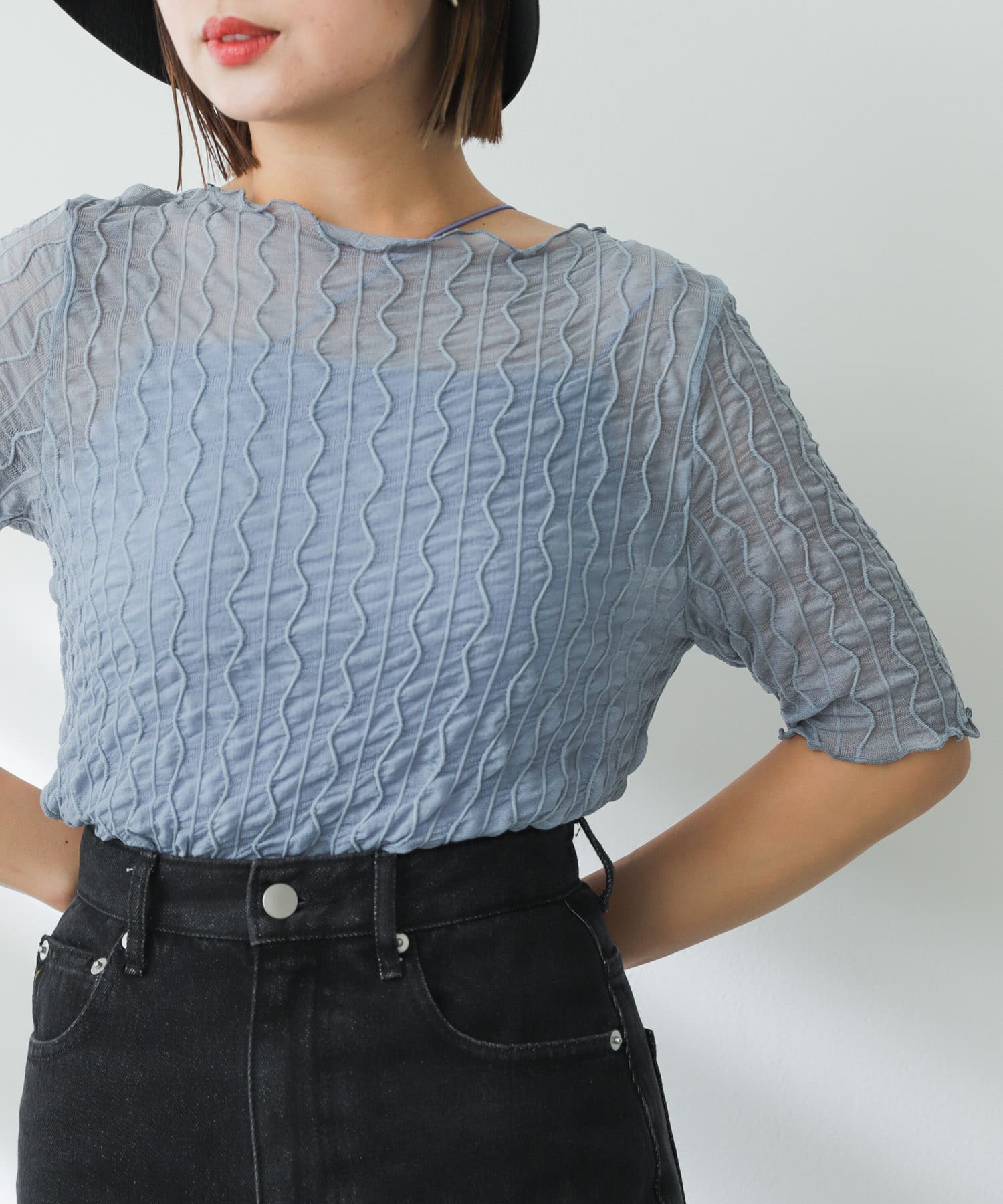 身長：158cm サイズ：one