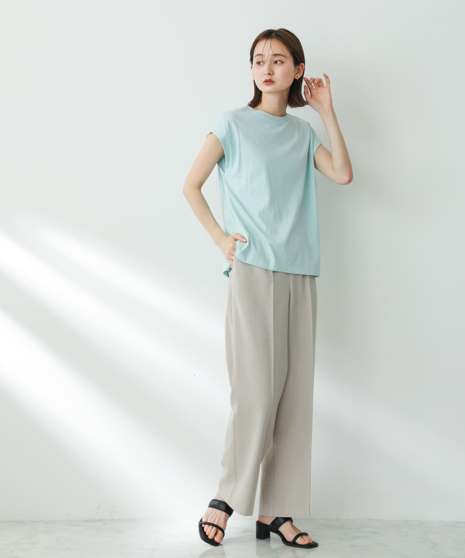 身長：169cm サイズ：one