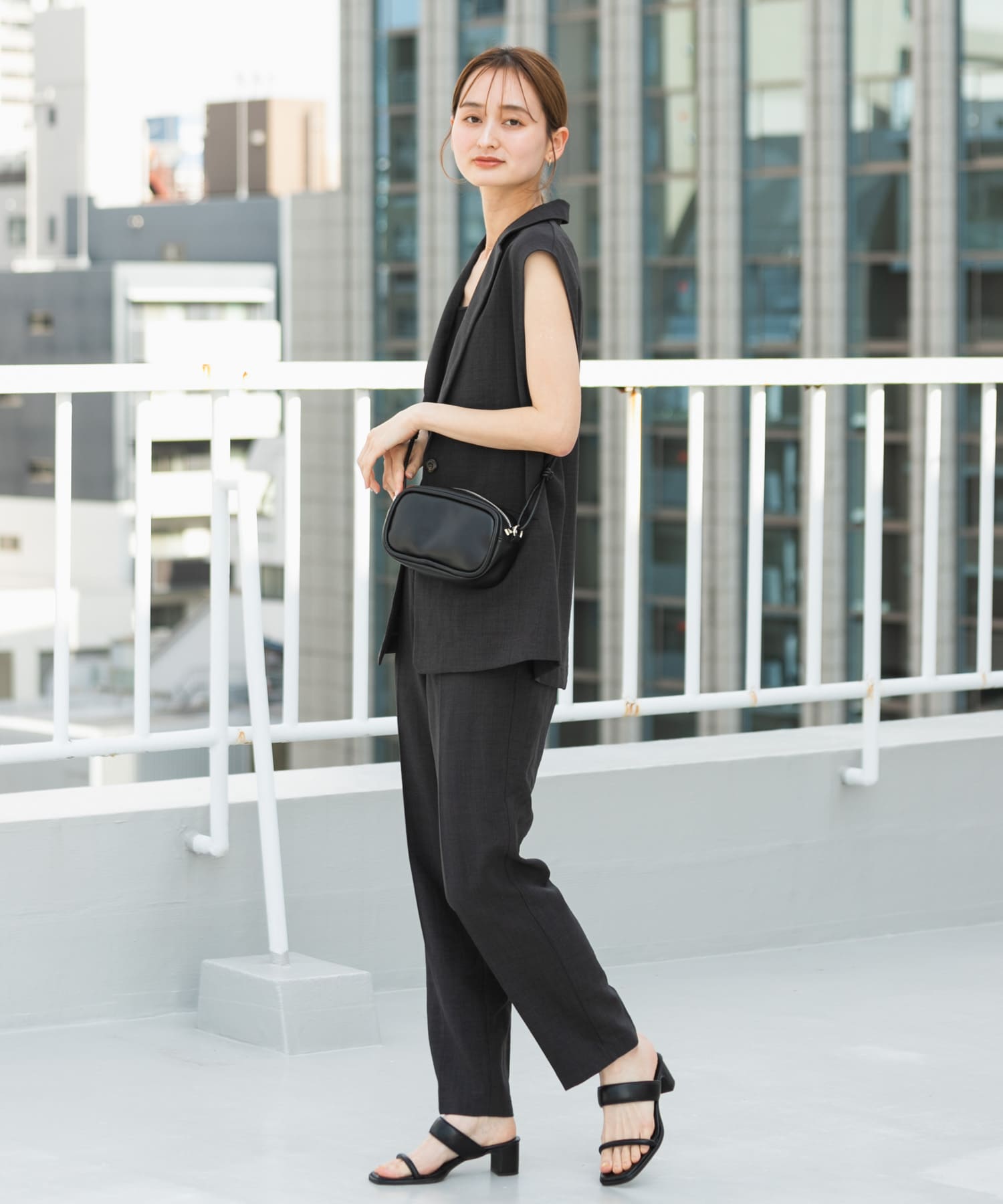 リネンライクハイウエストテーパードパンツ(XS CHARCOAL リネンライクハイウエストテーパードパンツ(XS CHARCOAL