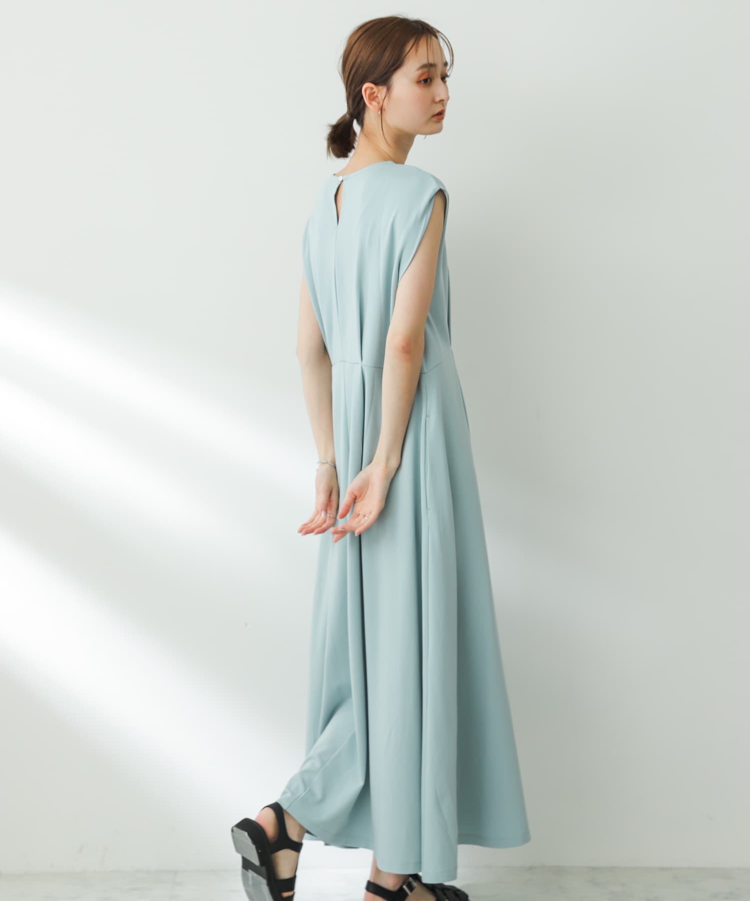 身長：169cm サイズ：one