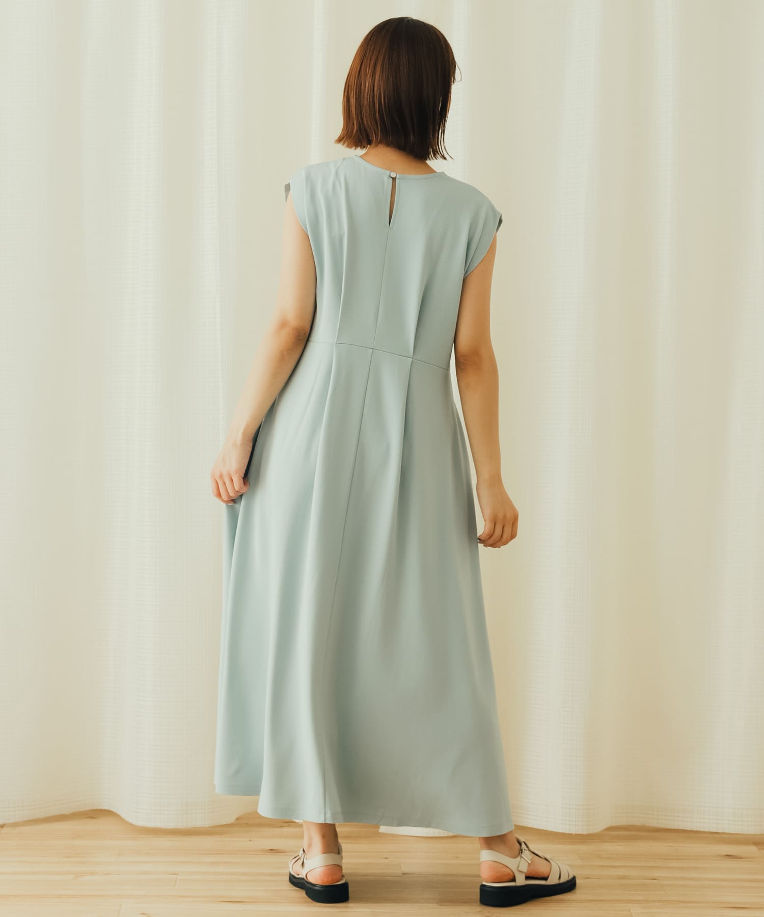 L.BLUE
