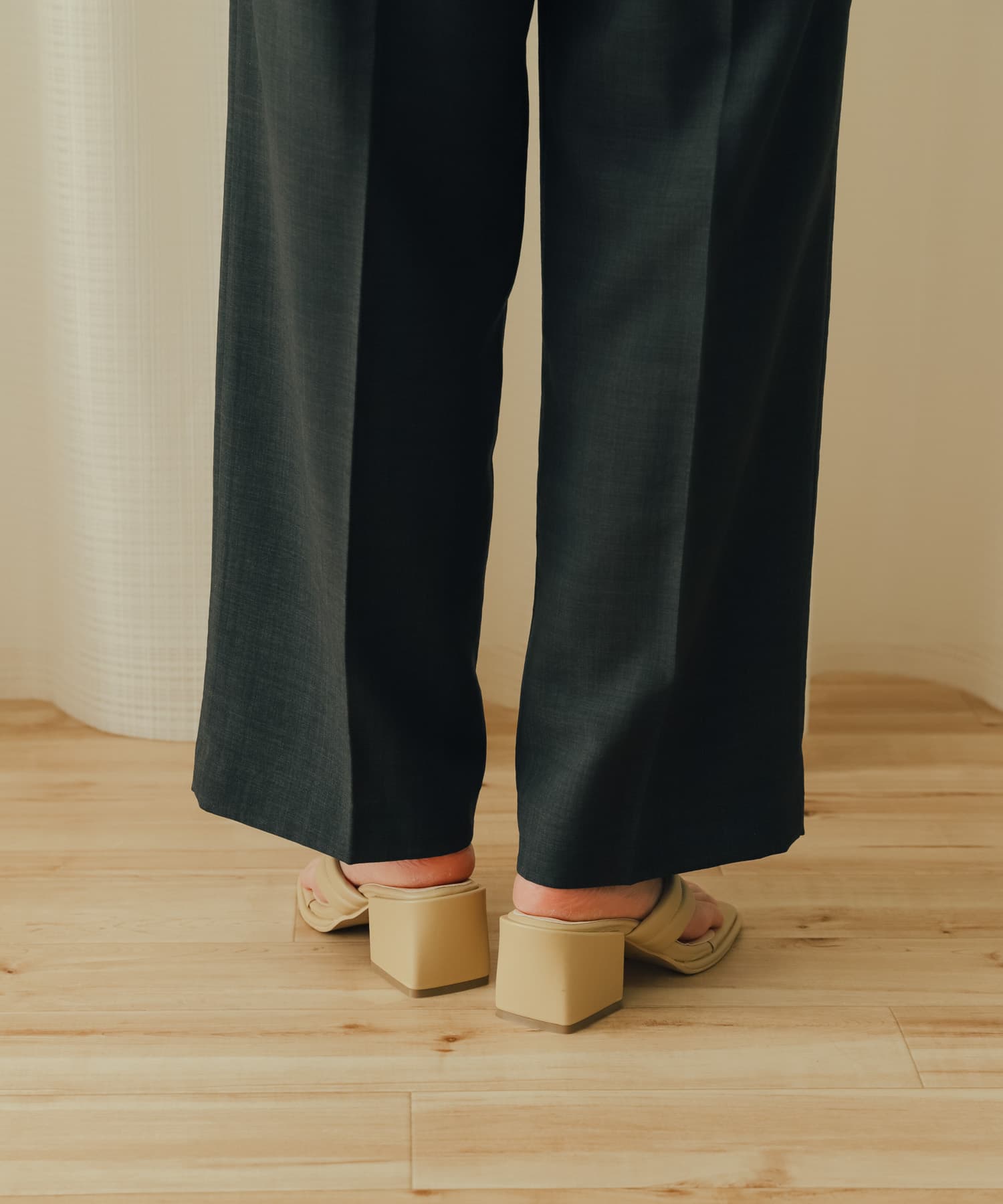 パテッドトングヒールサンダル BEIGE S
