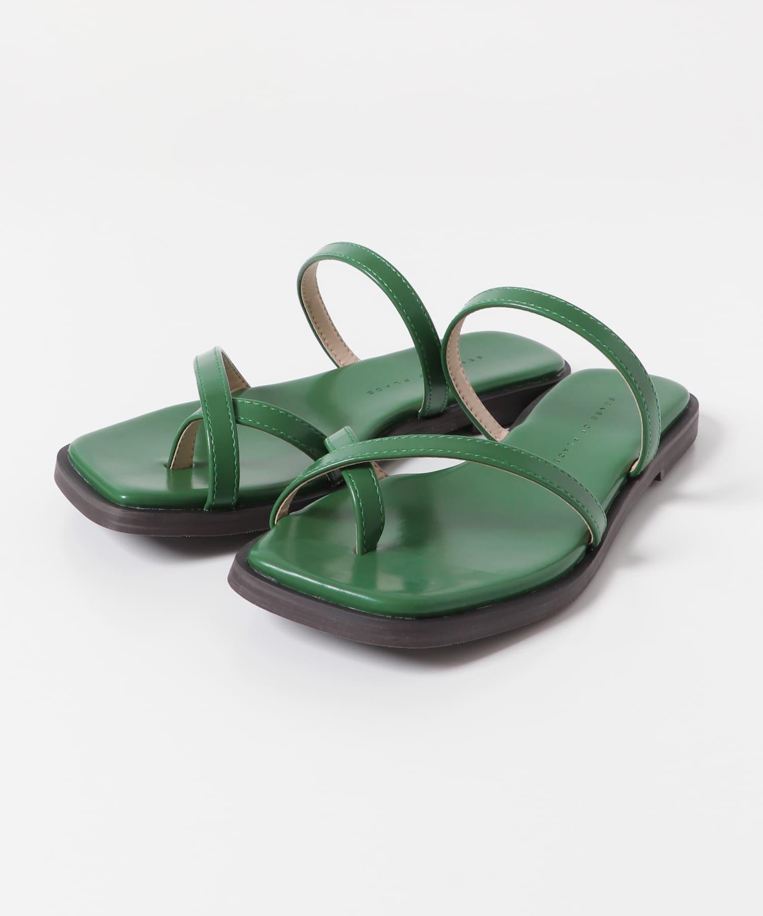 GREEN