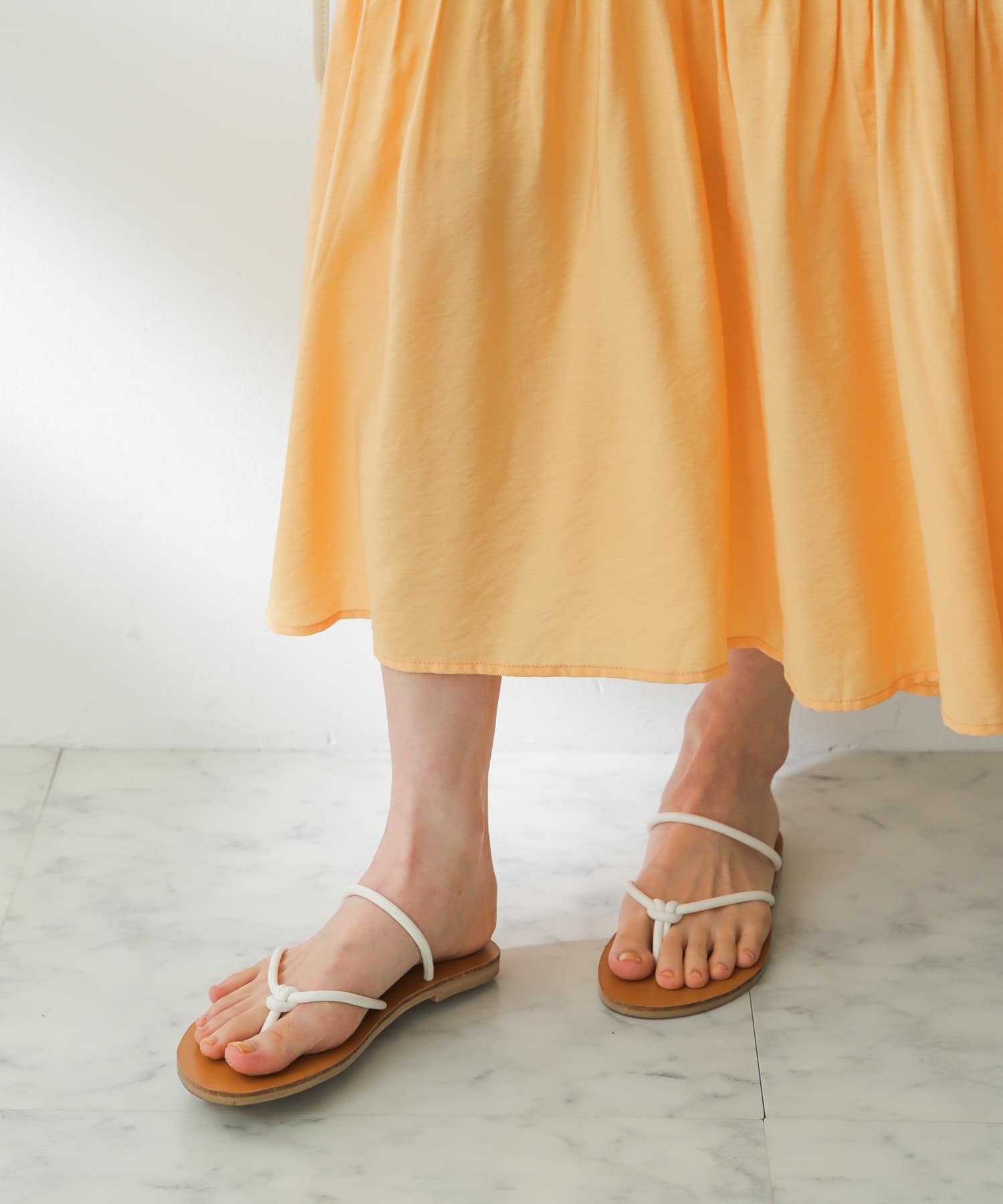 コードトングフラットサンダル