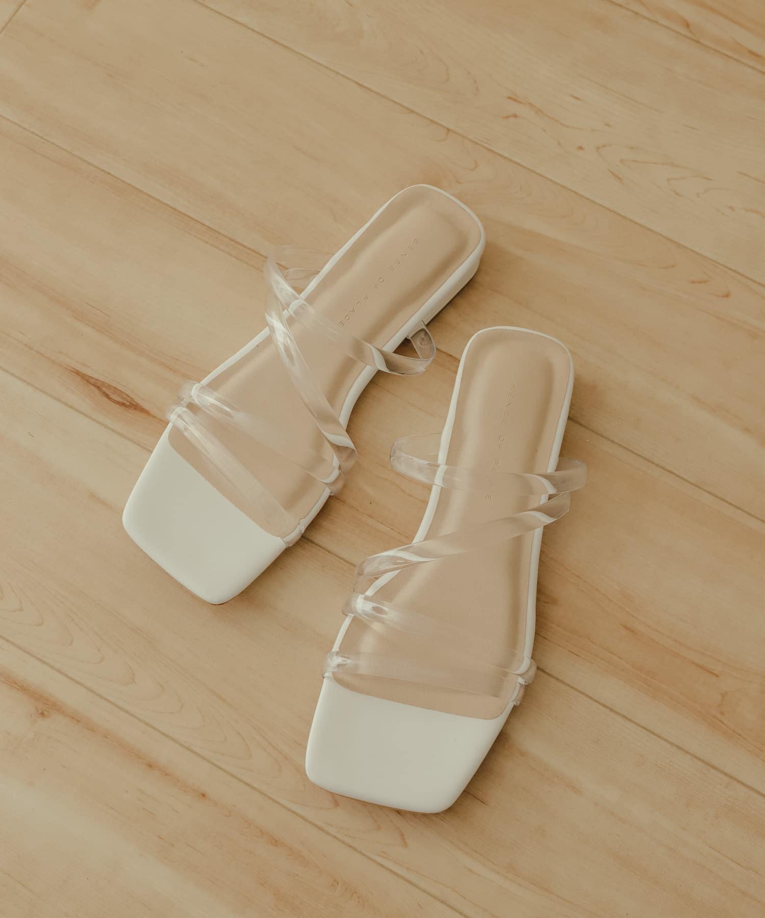 PVCアシメサンダル WHITE S