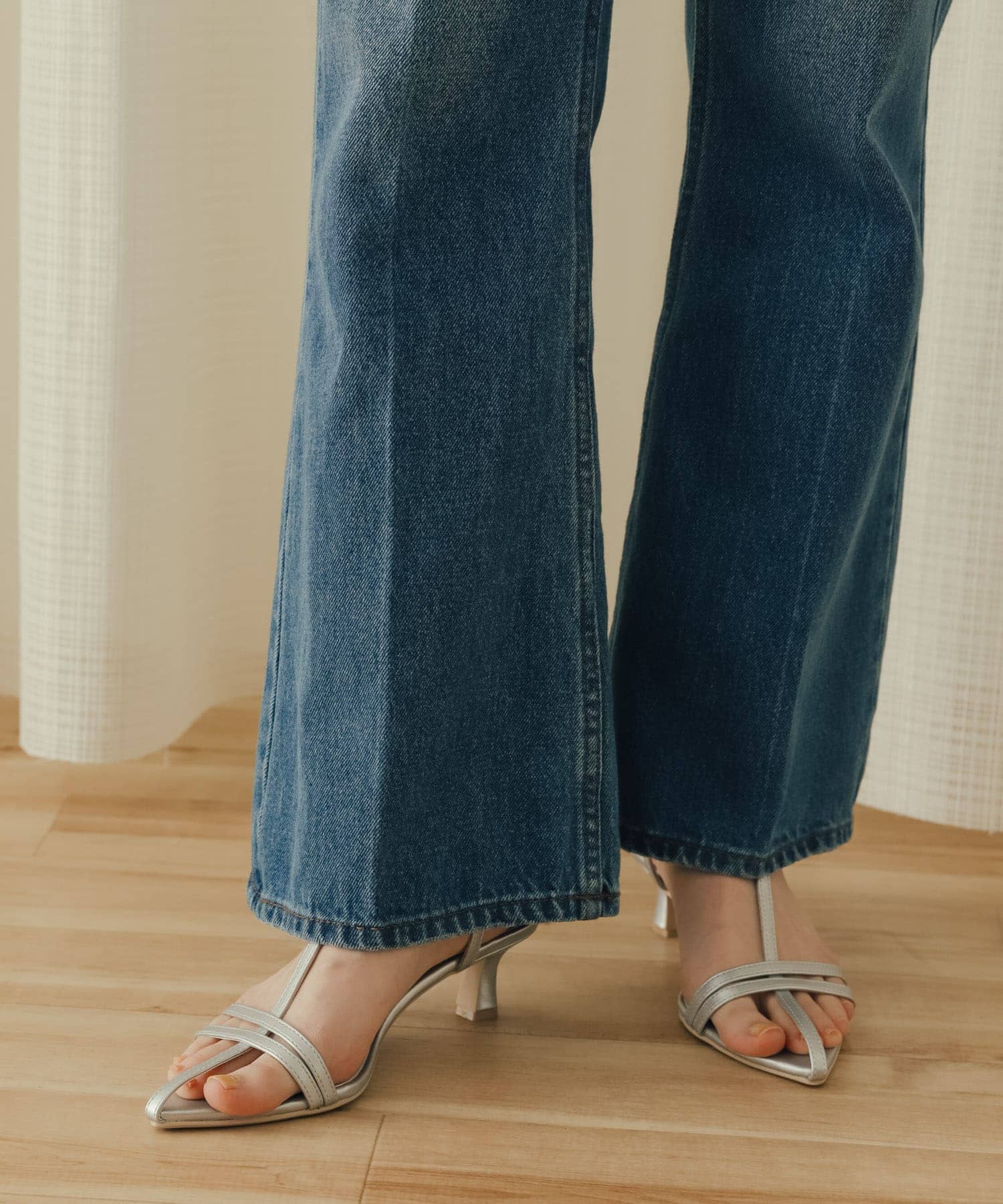 ポインテッドナローストラップサンダル SILVER S