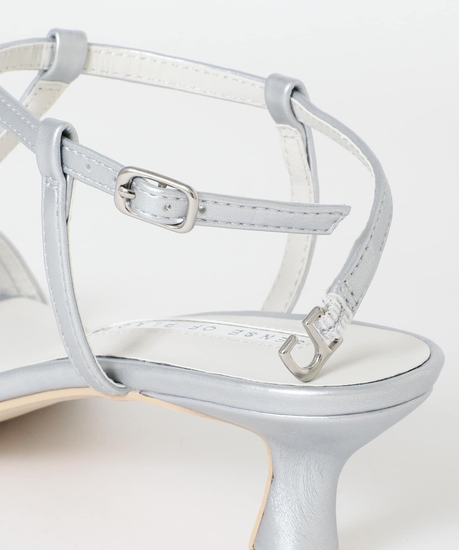 ポインテッドナローストラップサンダル SILVER S