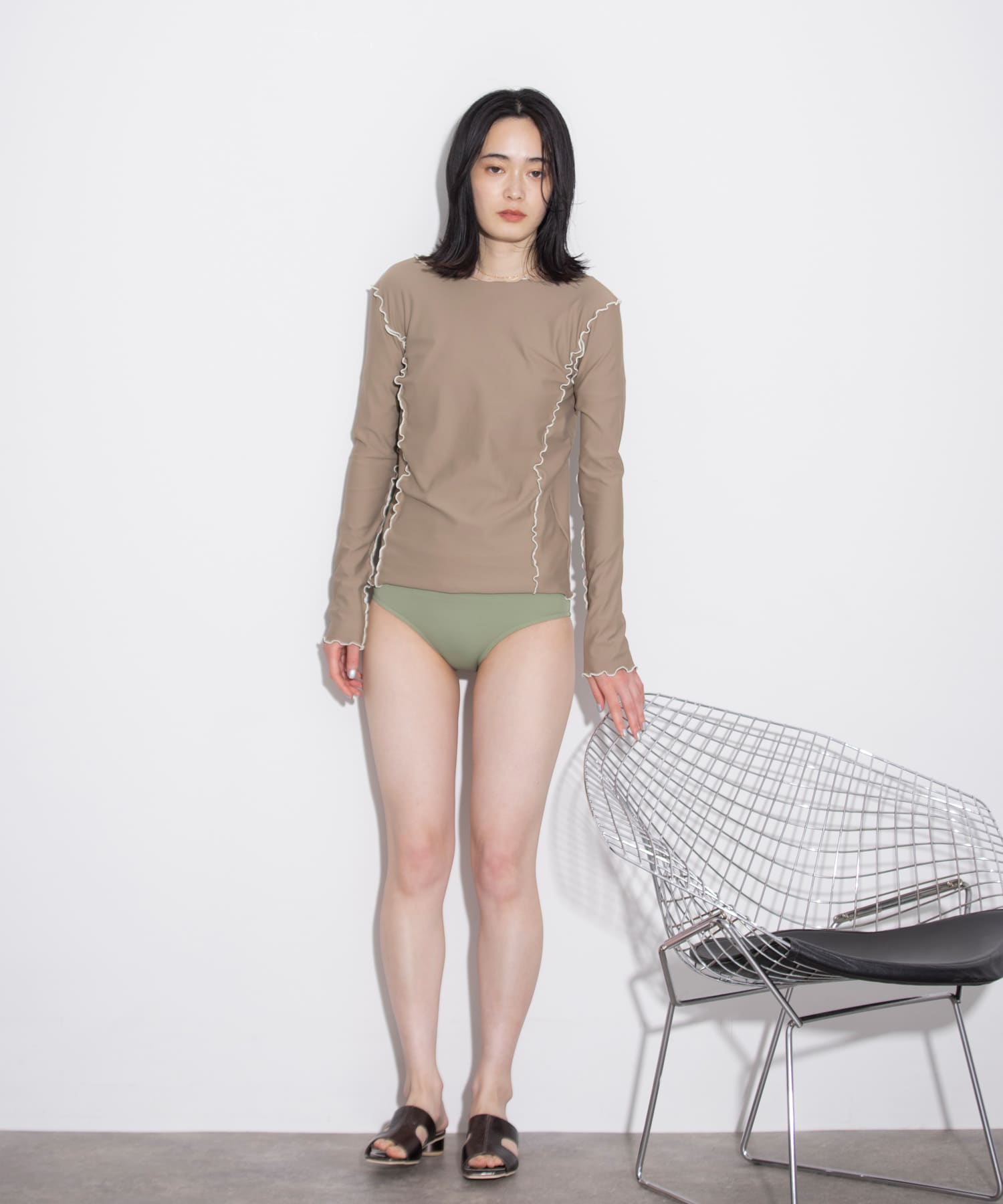 KHAKI