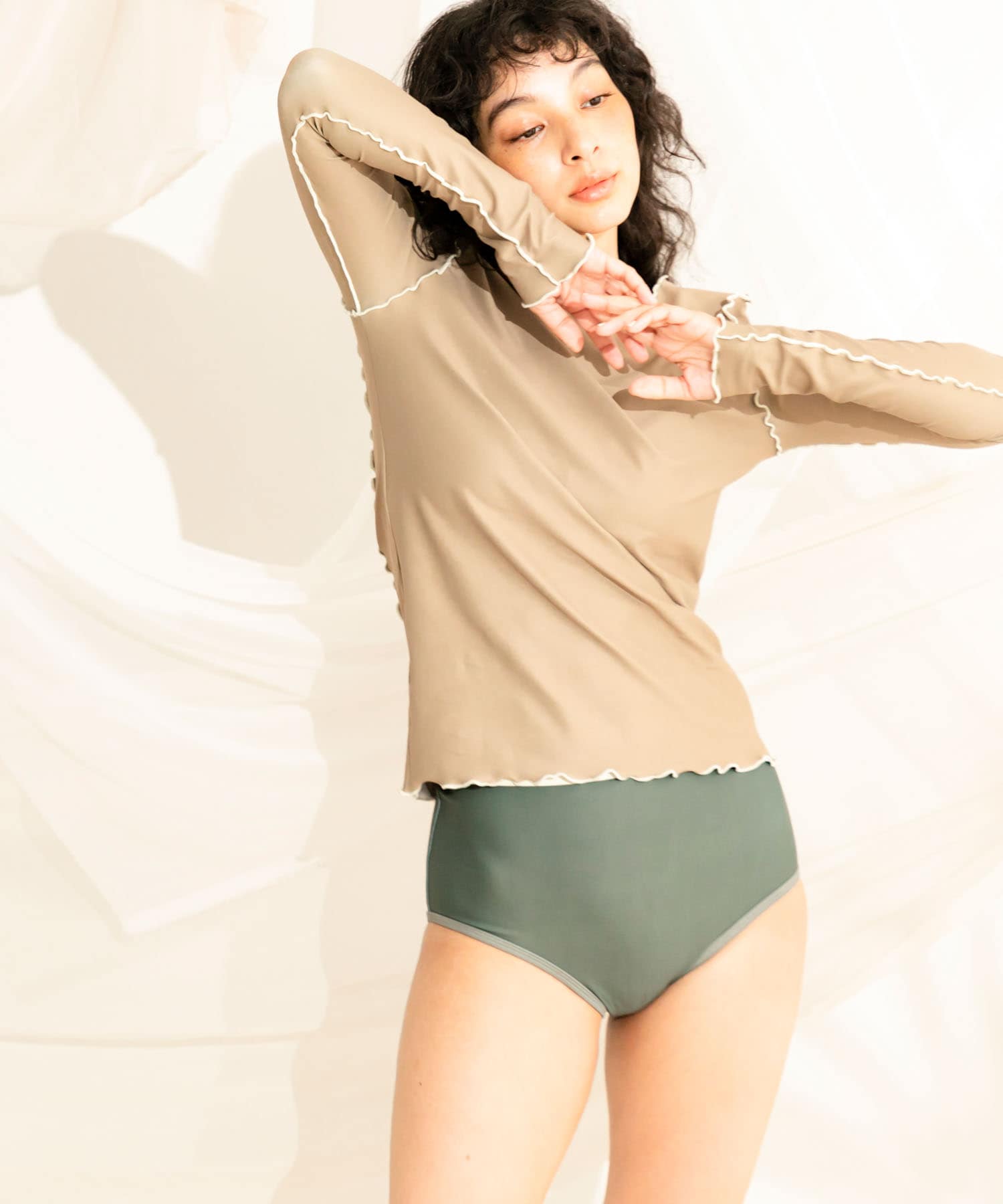 KHAKI