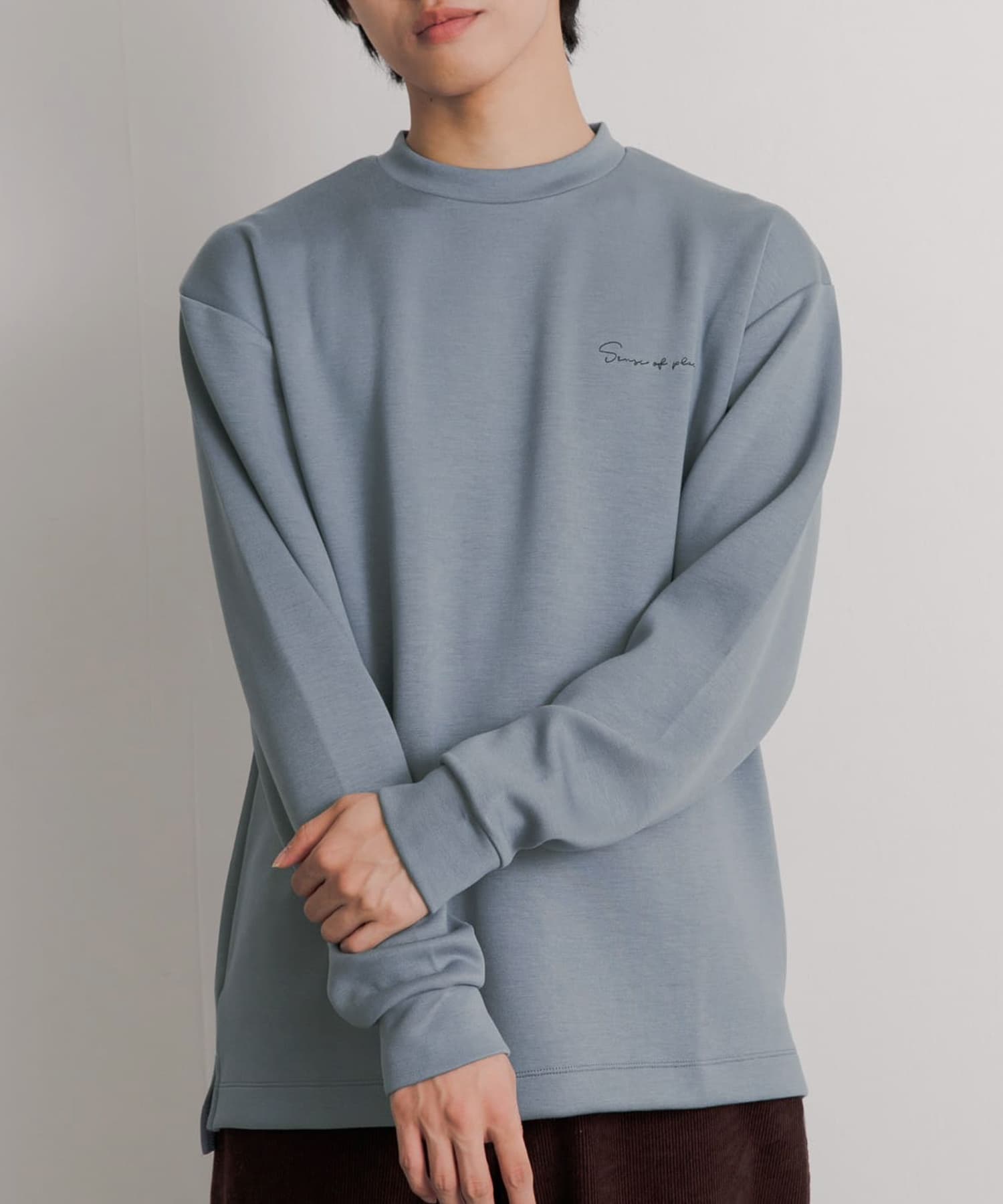 『ユニセックス』シシュウダンボールポンチロングTシャツ