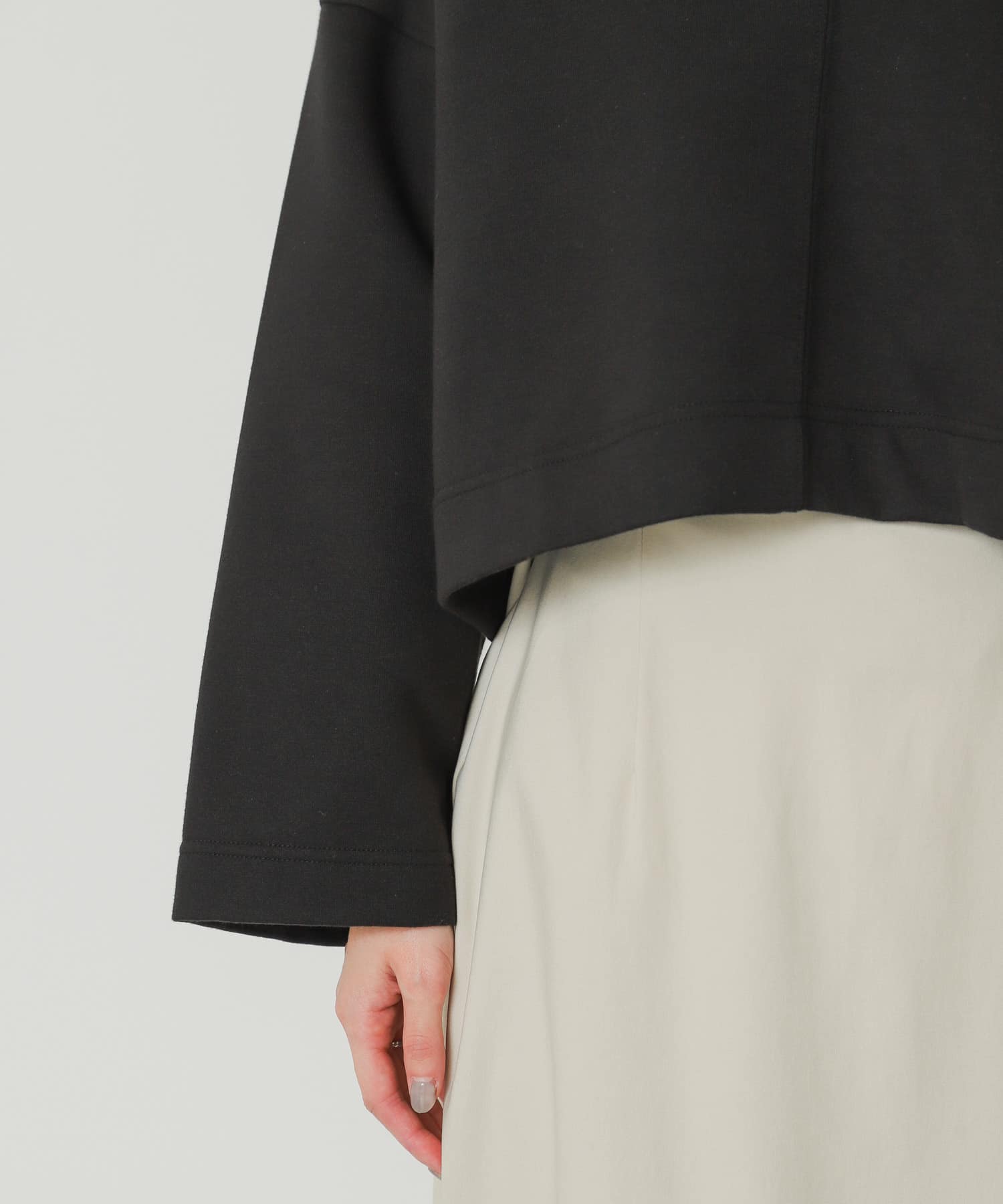 身長：169cm サイズ：one