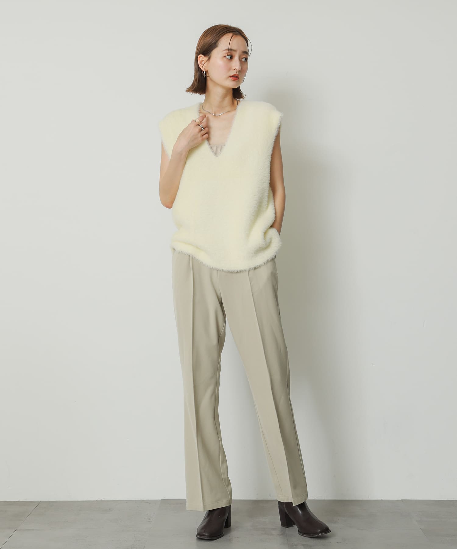 BEIGE