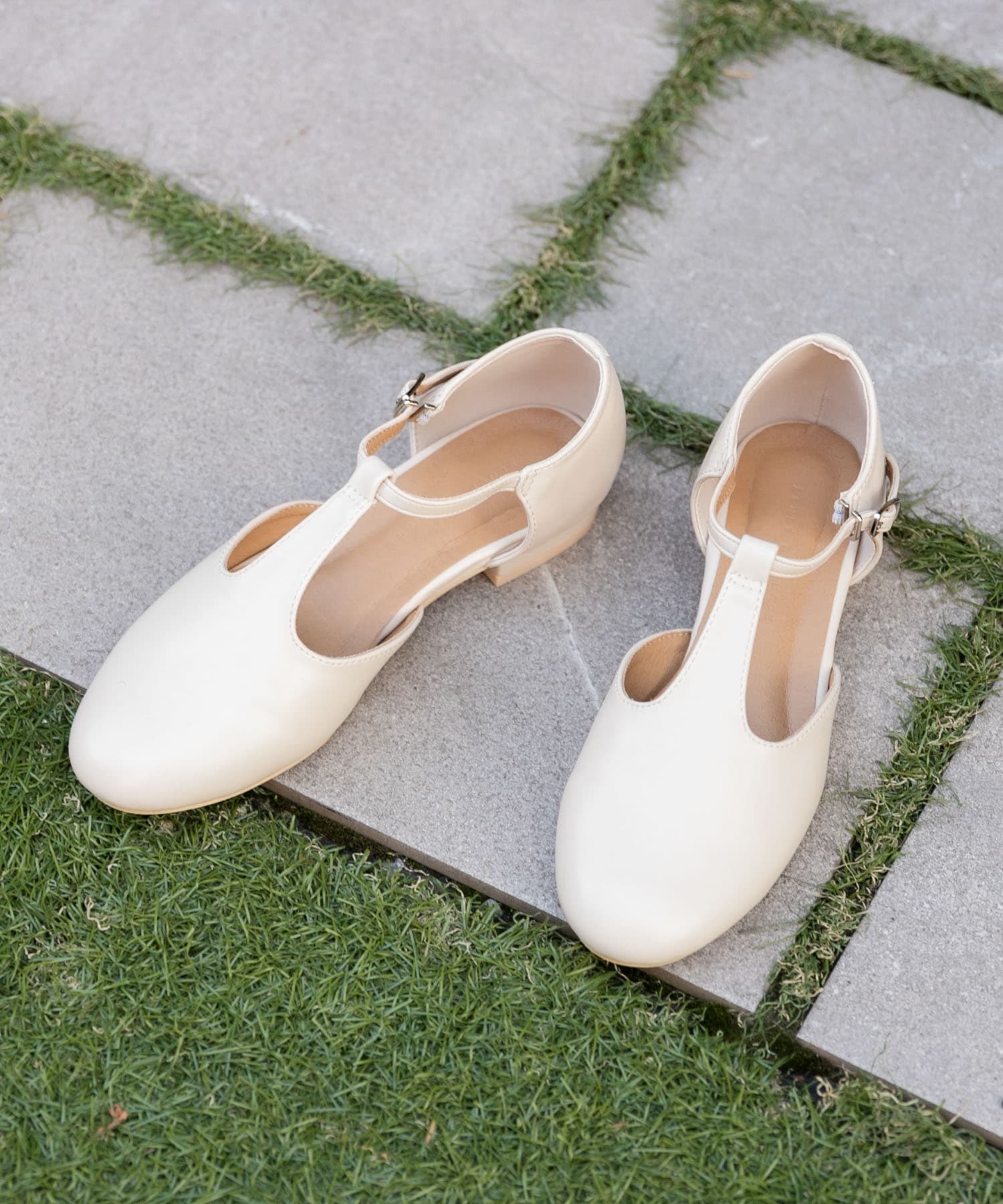 セパレートTストラップシューズ IVORY S