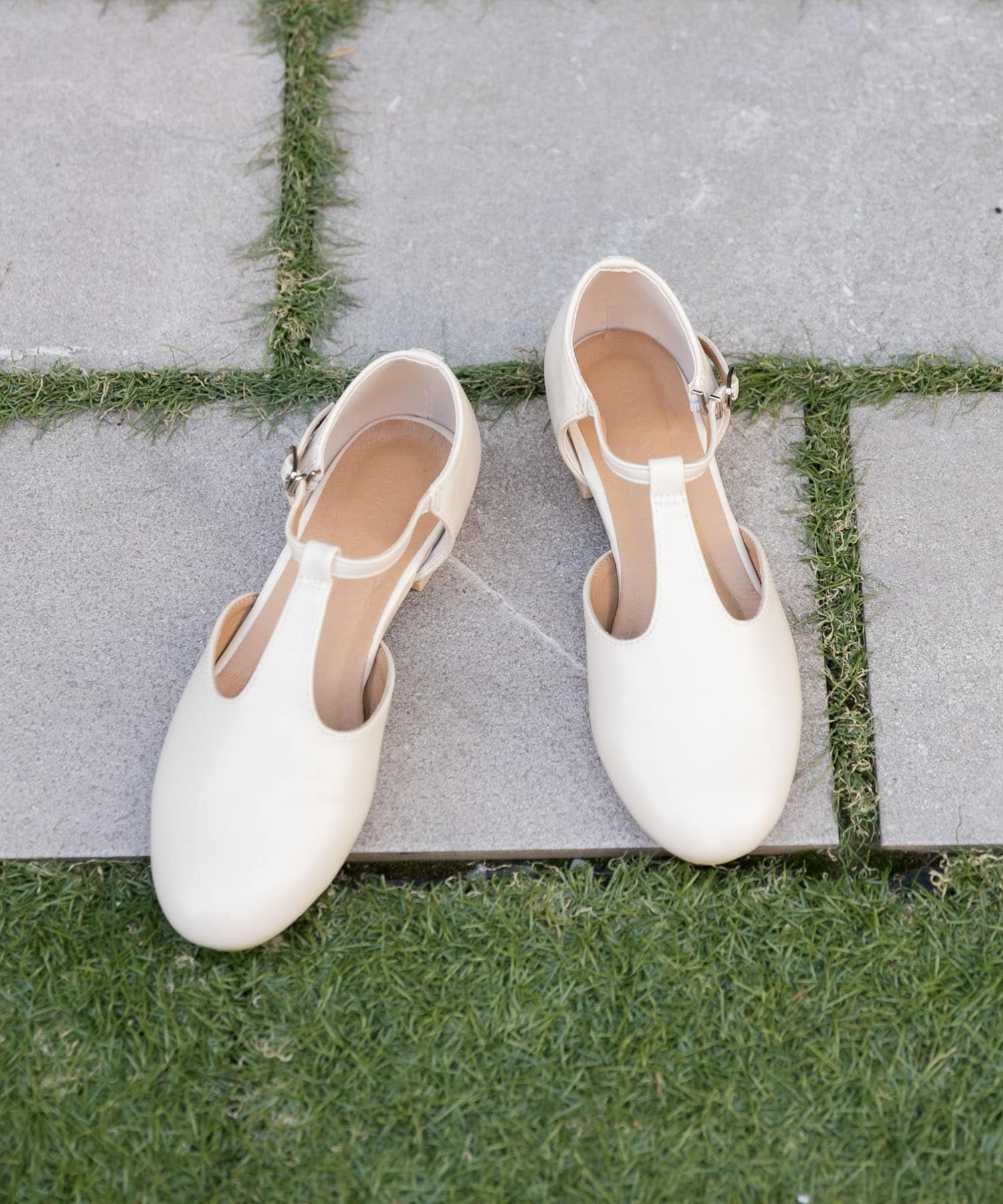 セパレートTストラップシューズ IVORY S