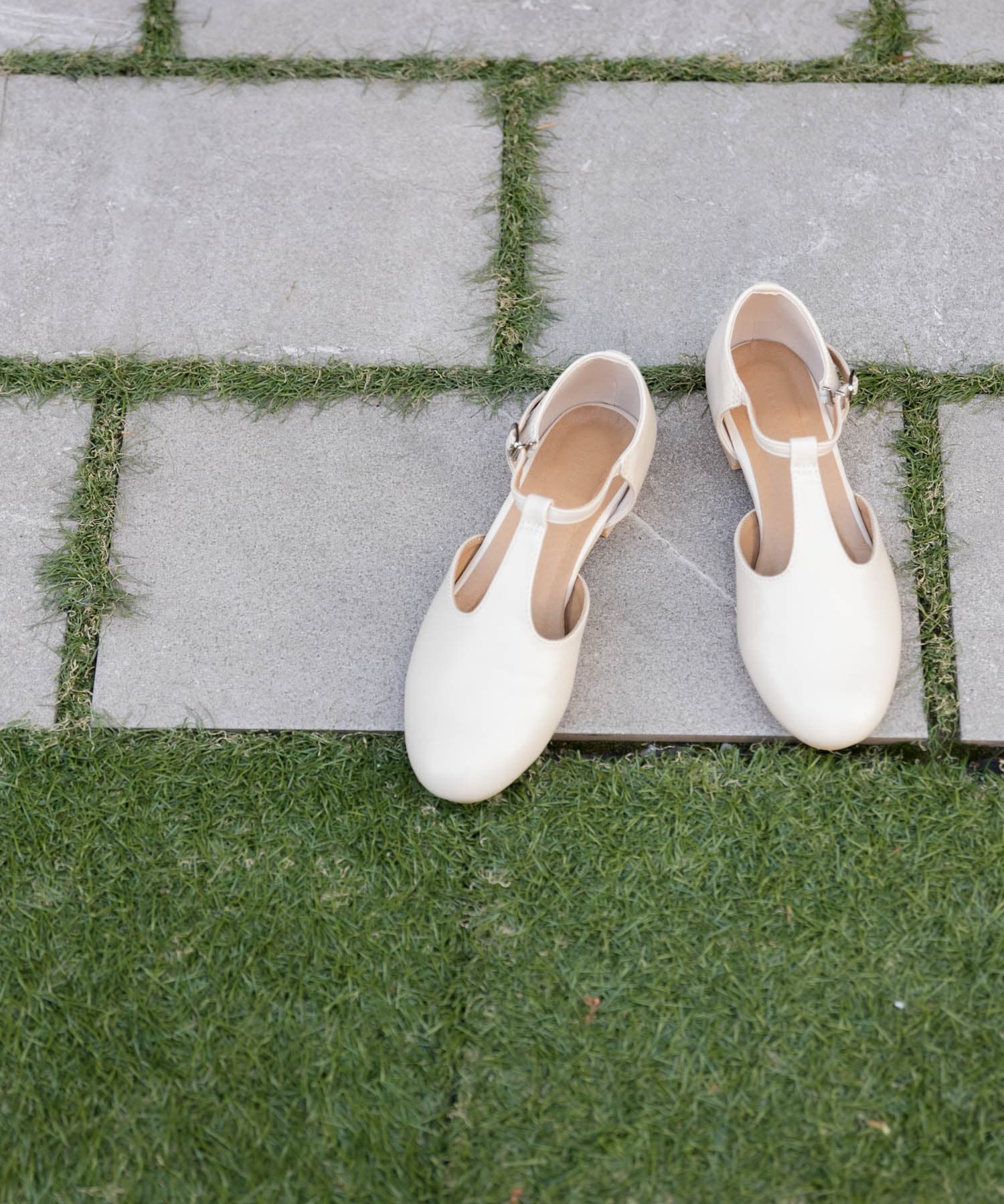 セパレートTストラップシューズ IVORY S