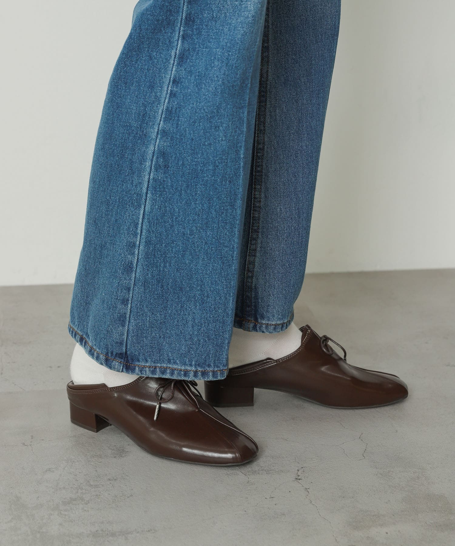 タックリボンステップオンシューズ BROWN M
