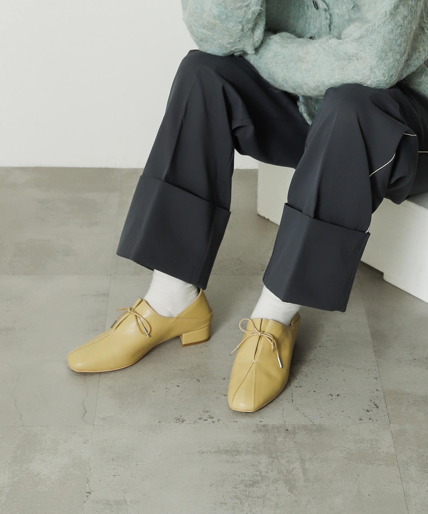 タックリボンステップオンシューズ BEIGE S