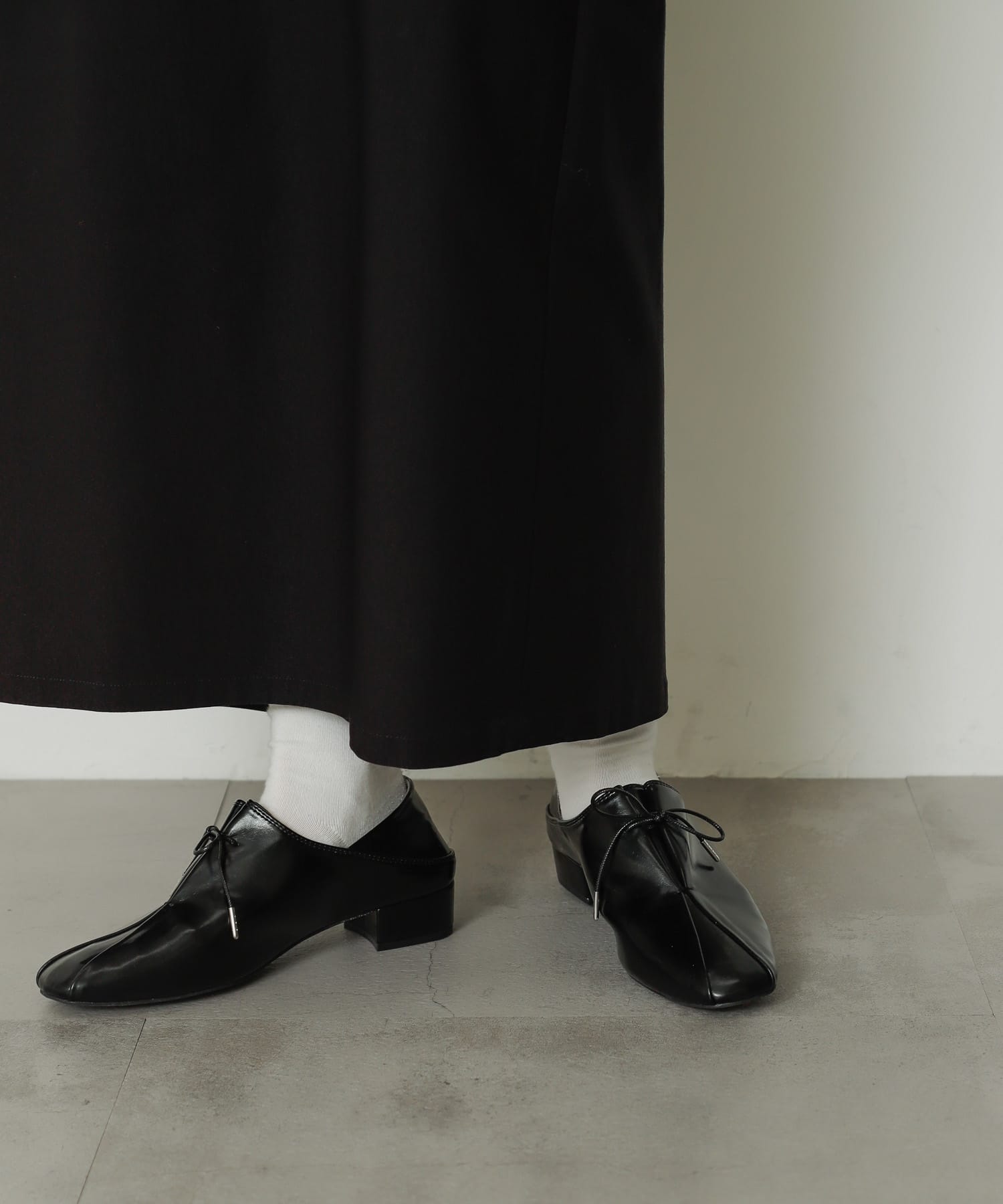 タックリボンステップオンシューズ BLACK S