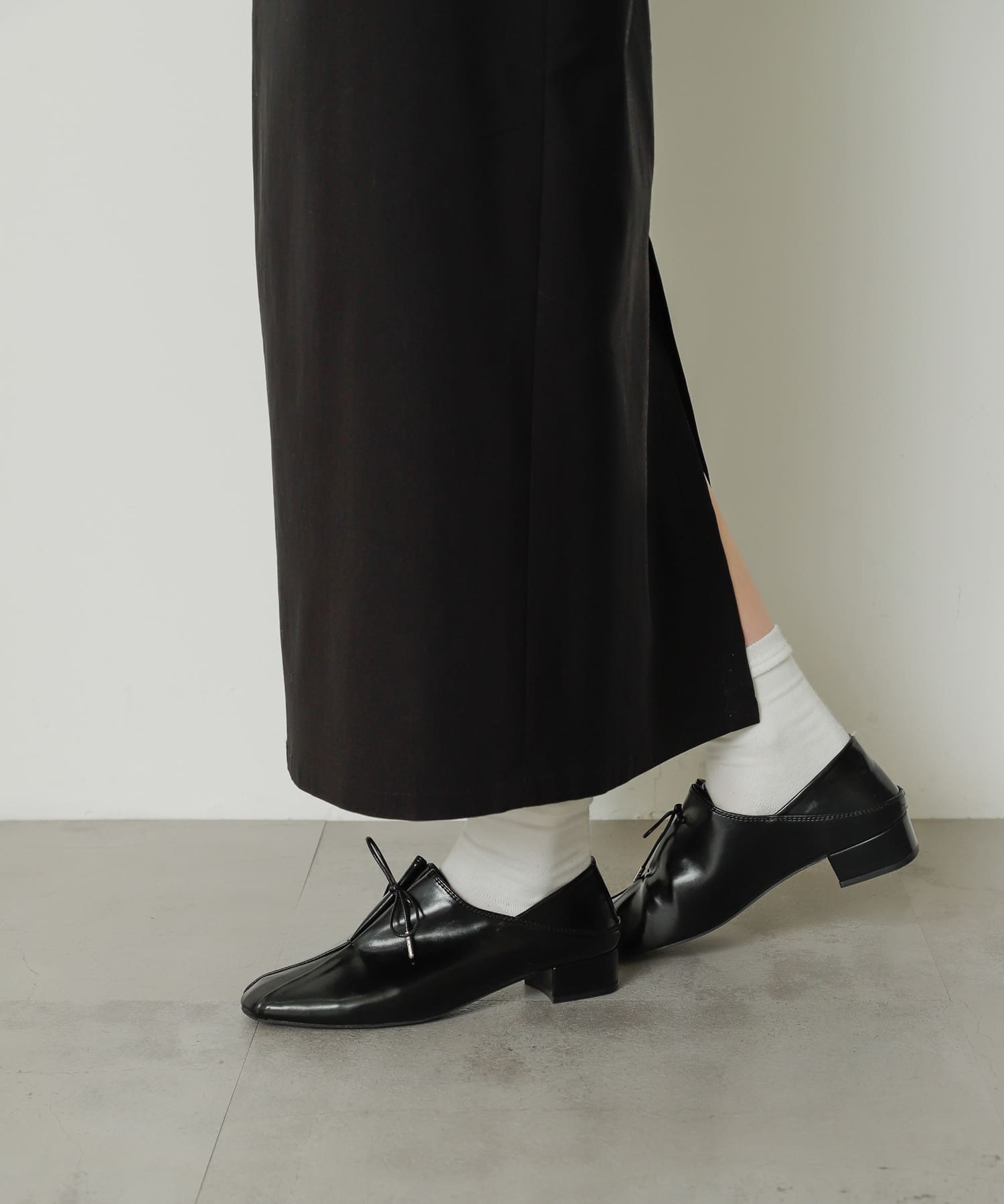 タックリボンステップオンシューズ BLACK S