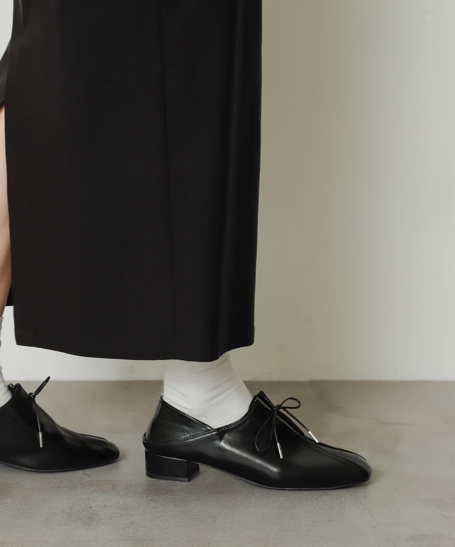 タックリボンステップオンシューズ BLACK S