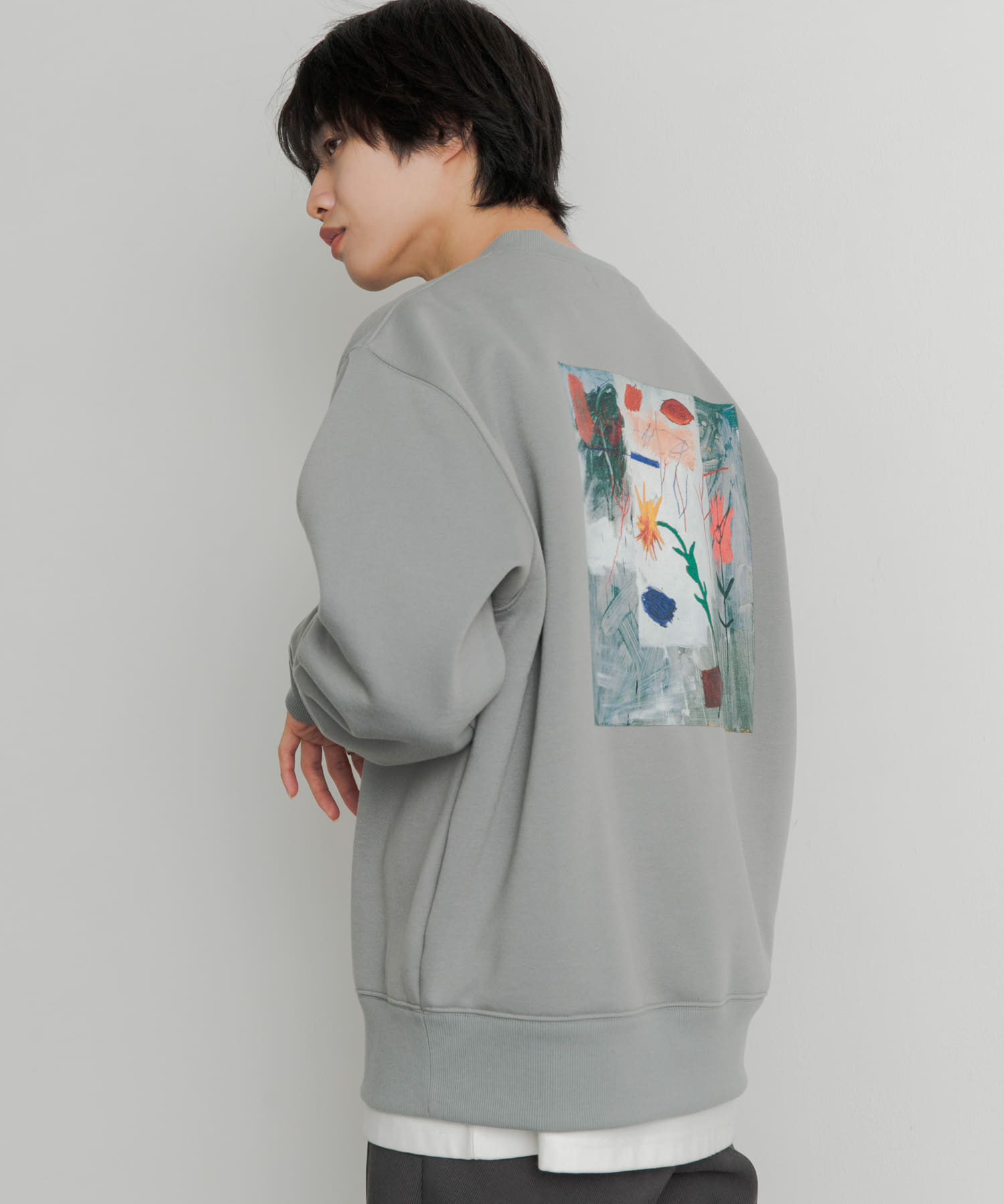 GRAY
