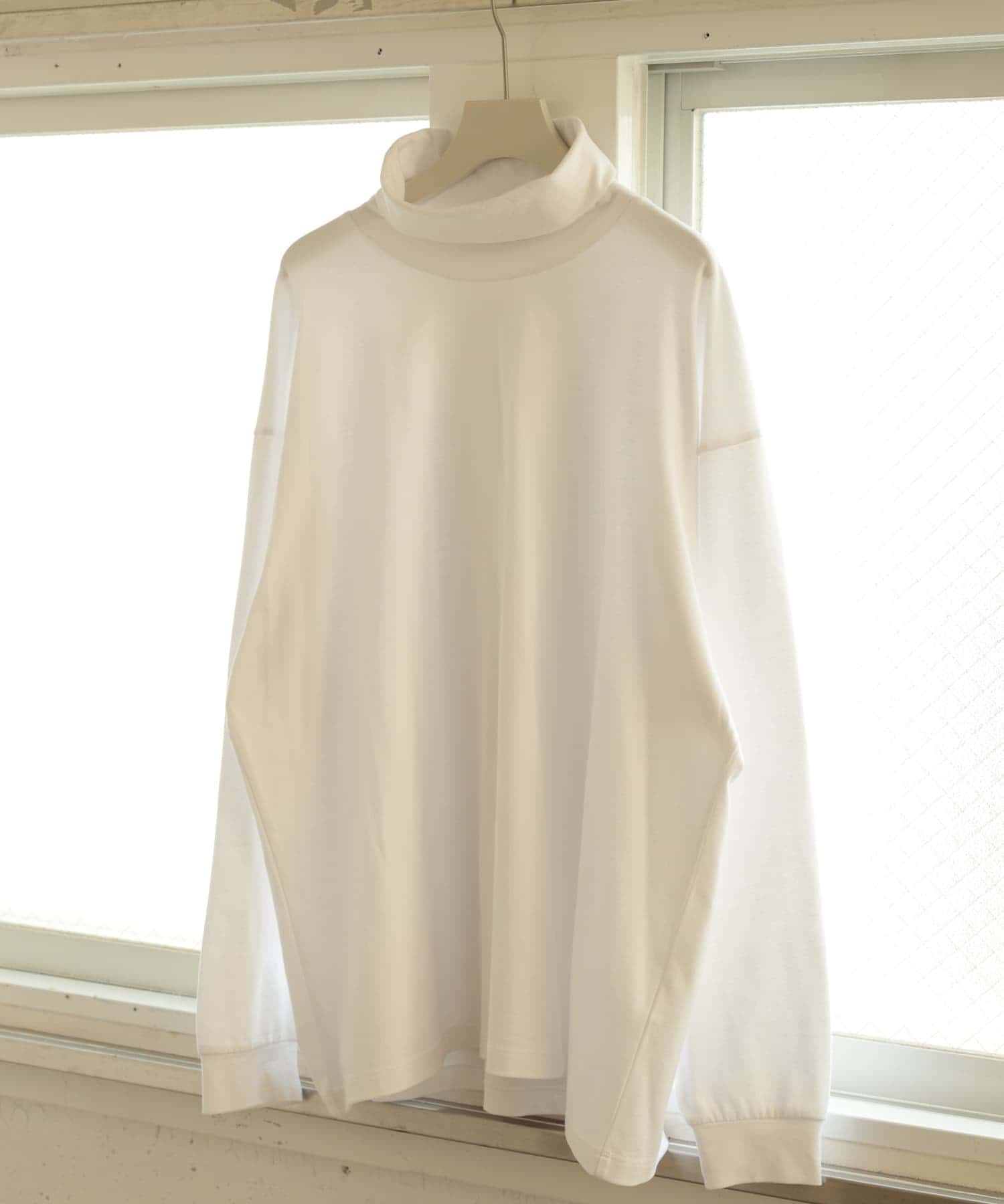 スフレハイネックロングTシャツ WHITE L