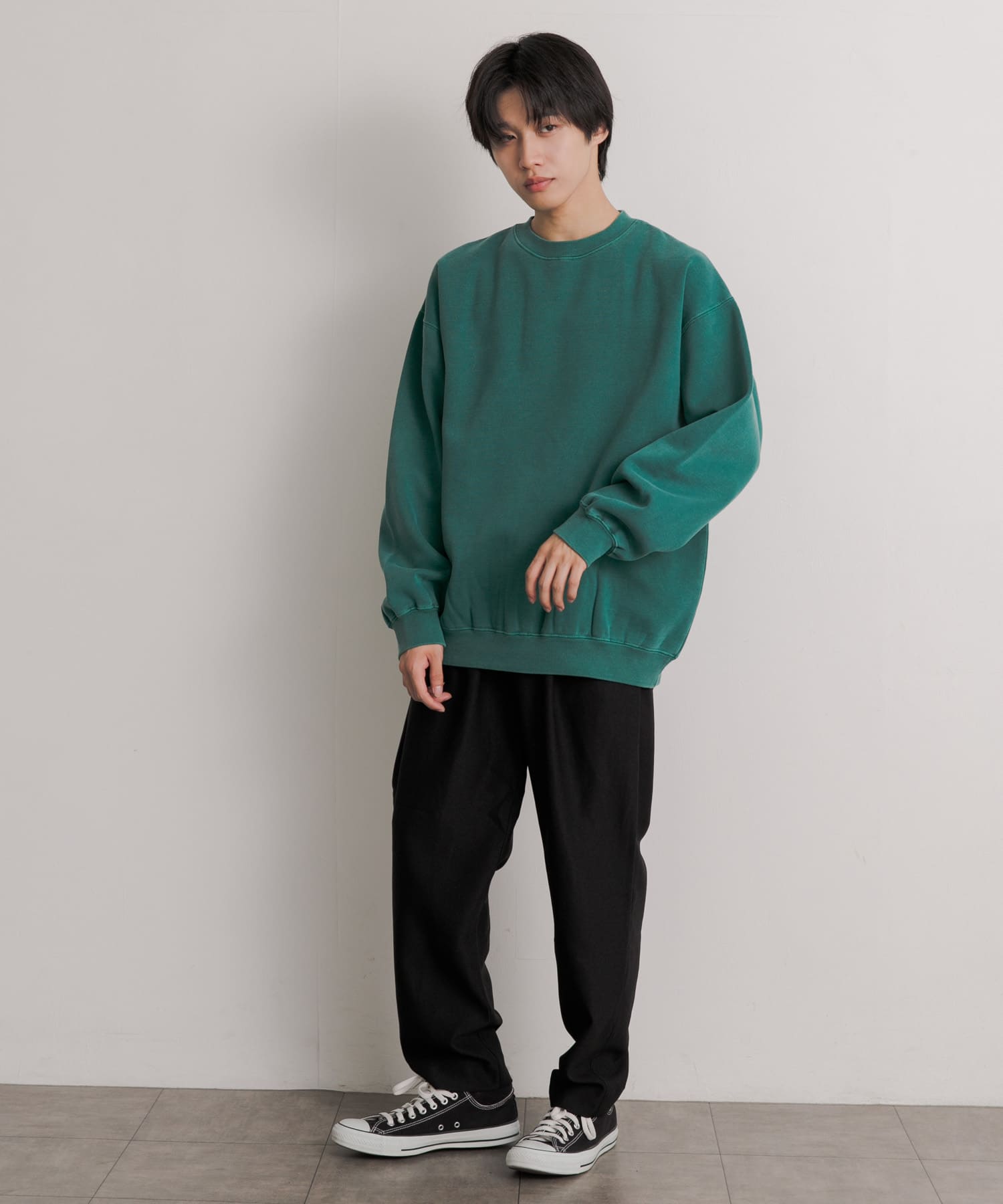 GREEN