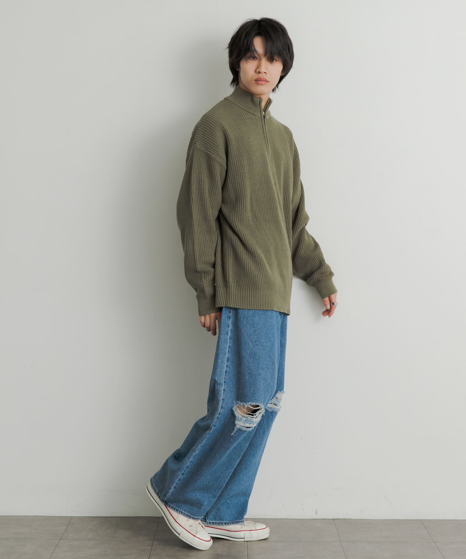 KHAKI