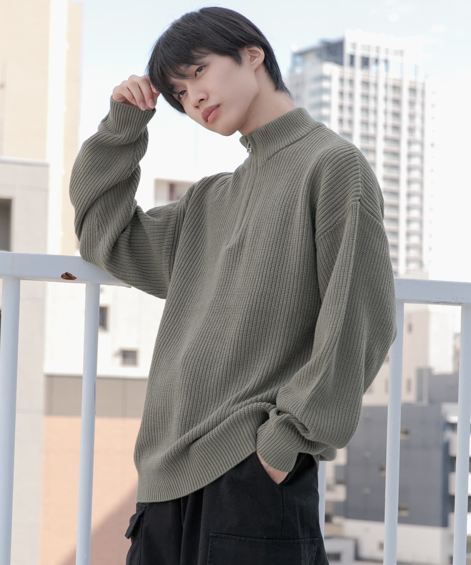 KHAKI