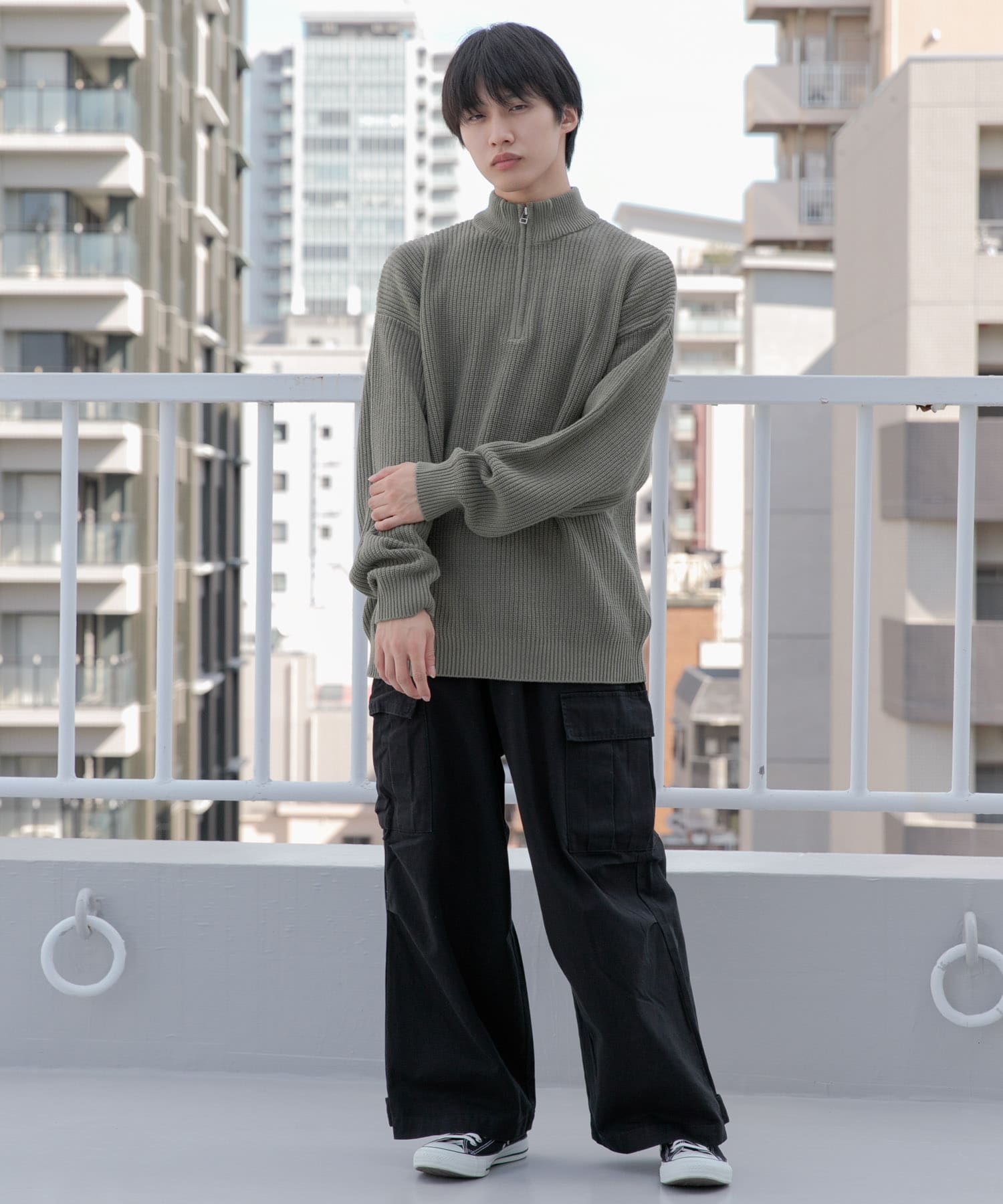 KHAKI