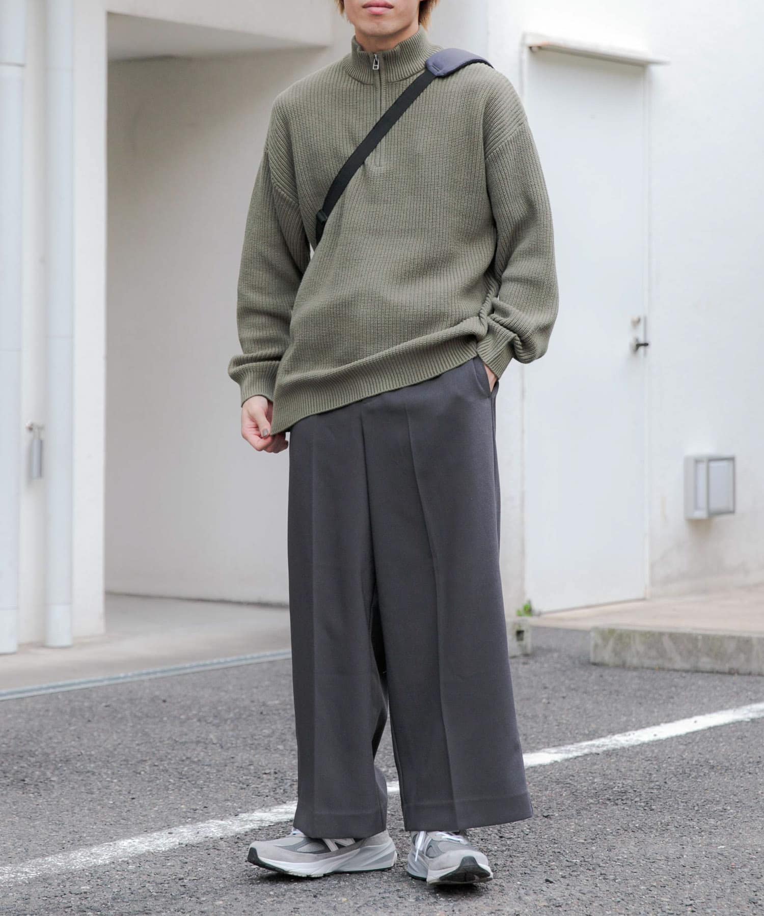 ワンショルダーボディバッグ NAVY one