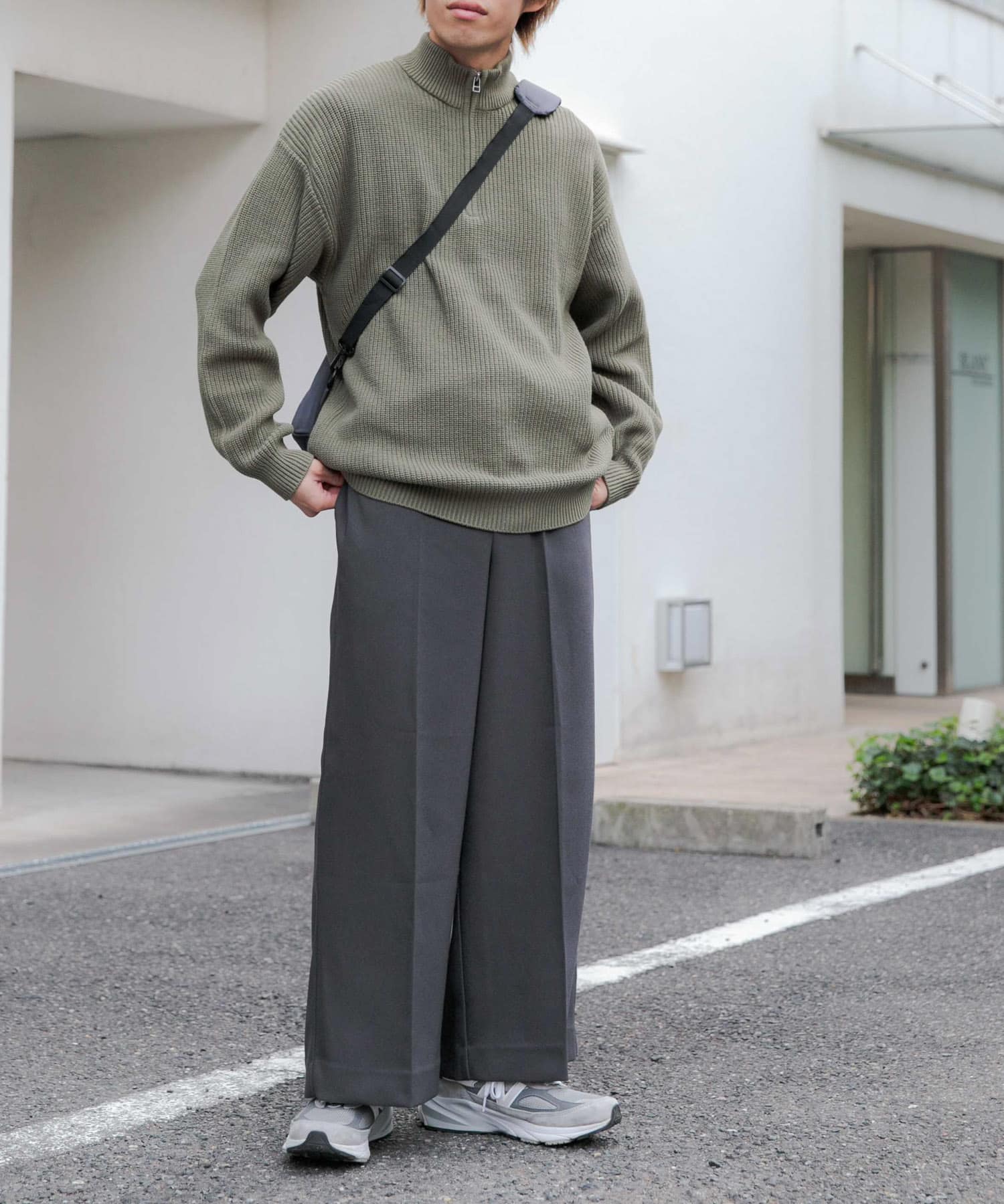 ワンショルダーボディバッグ NAVY one