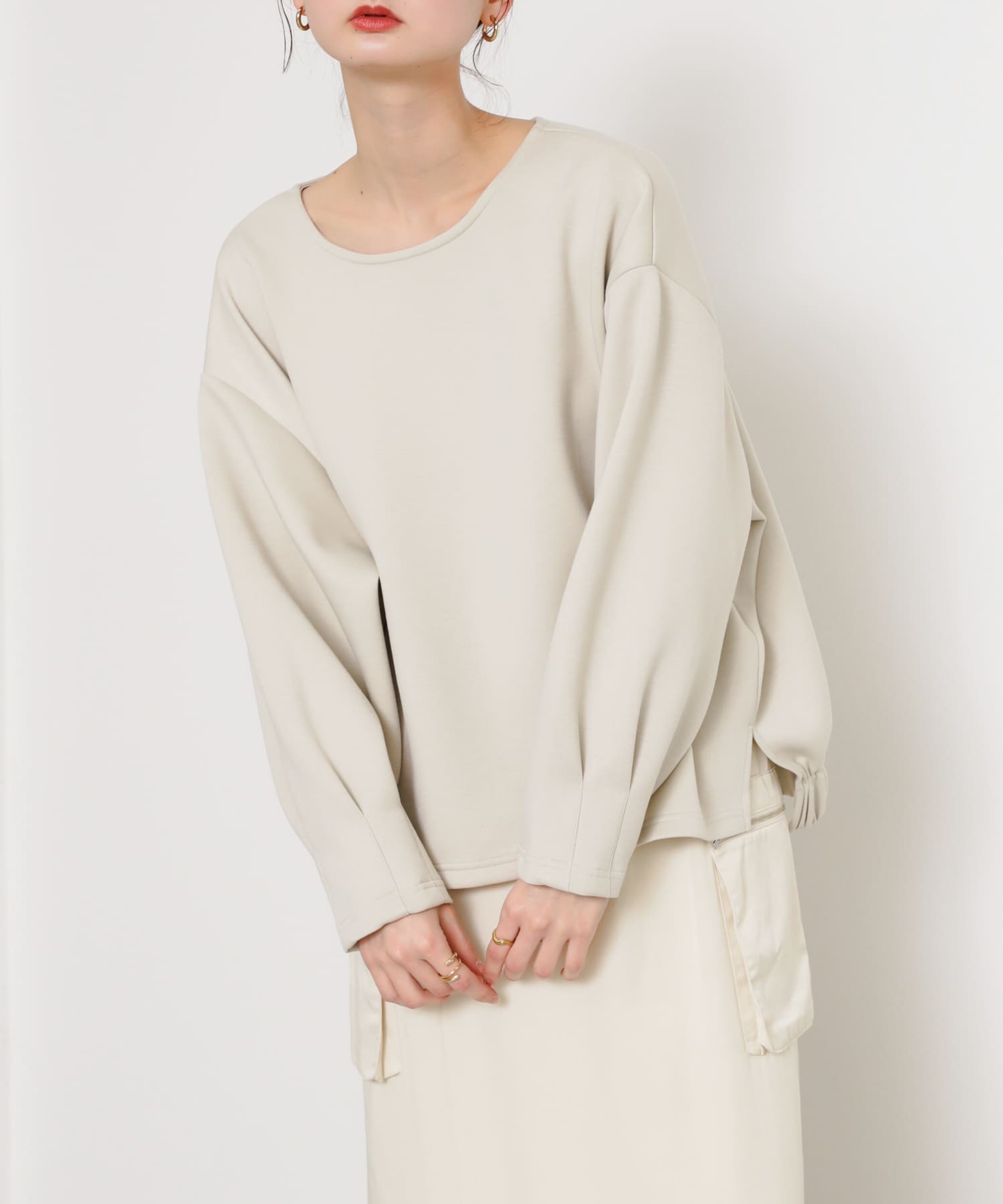 身長：169cm サイズ：one