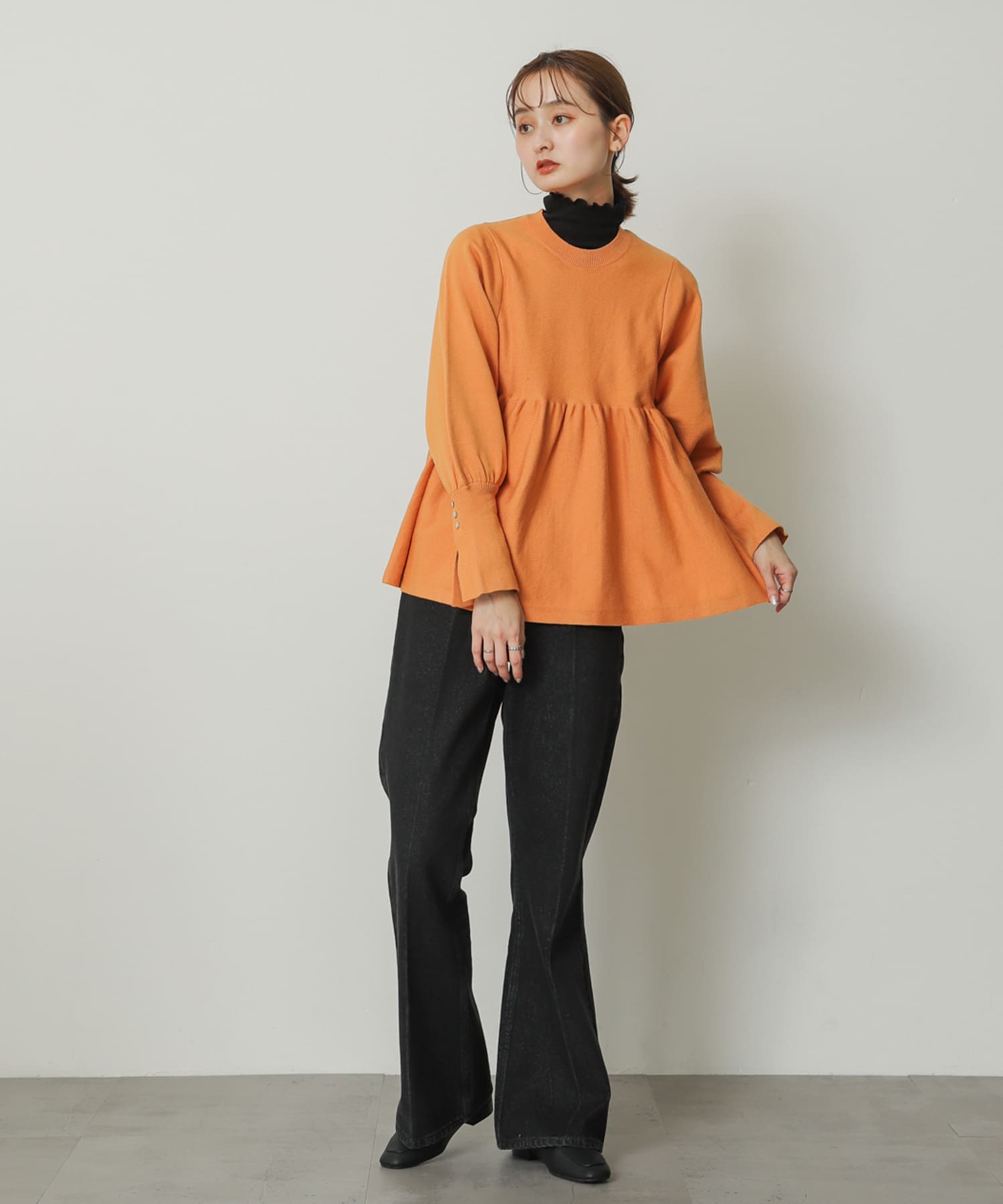 ORANGE