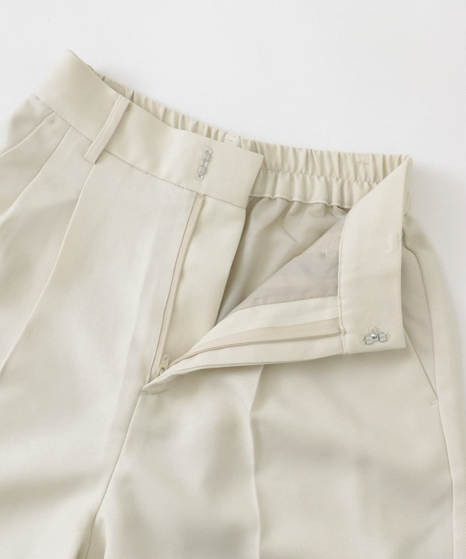 ウールライクバミューダパンツ IVORY S