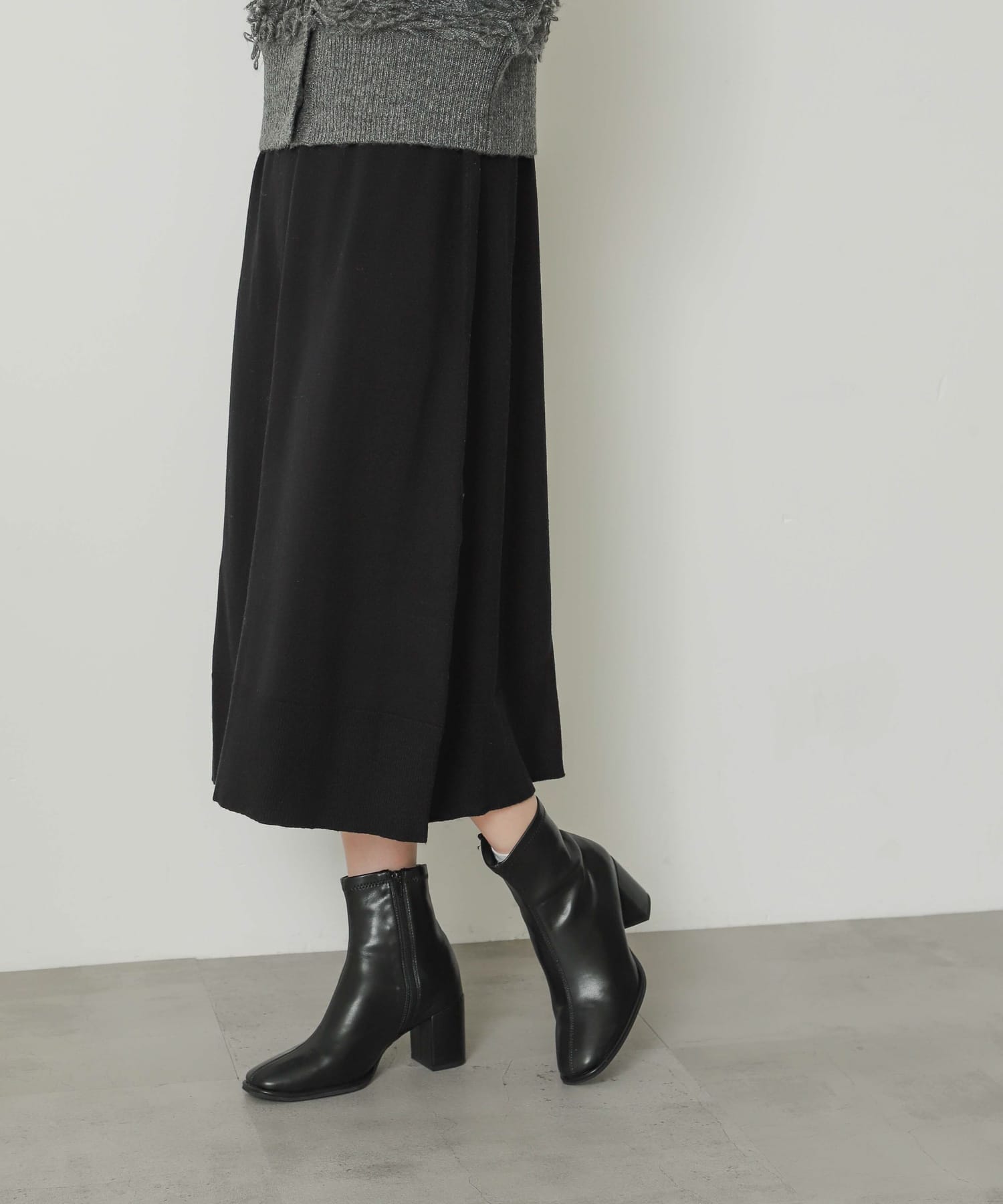 GRY×BLK