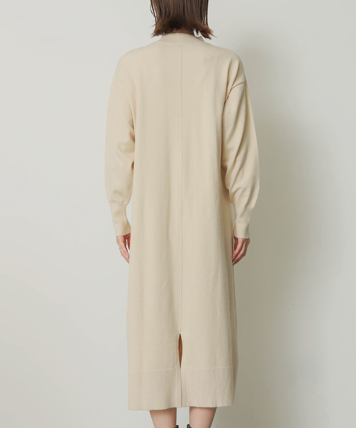 身長：169cm サイズ：one