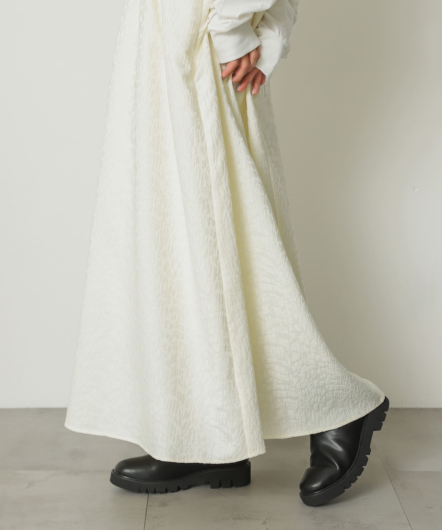 IVORY