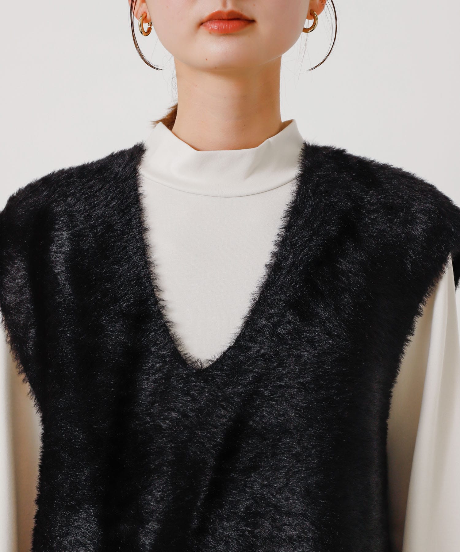 BLK×O.WHT